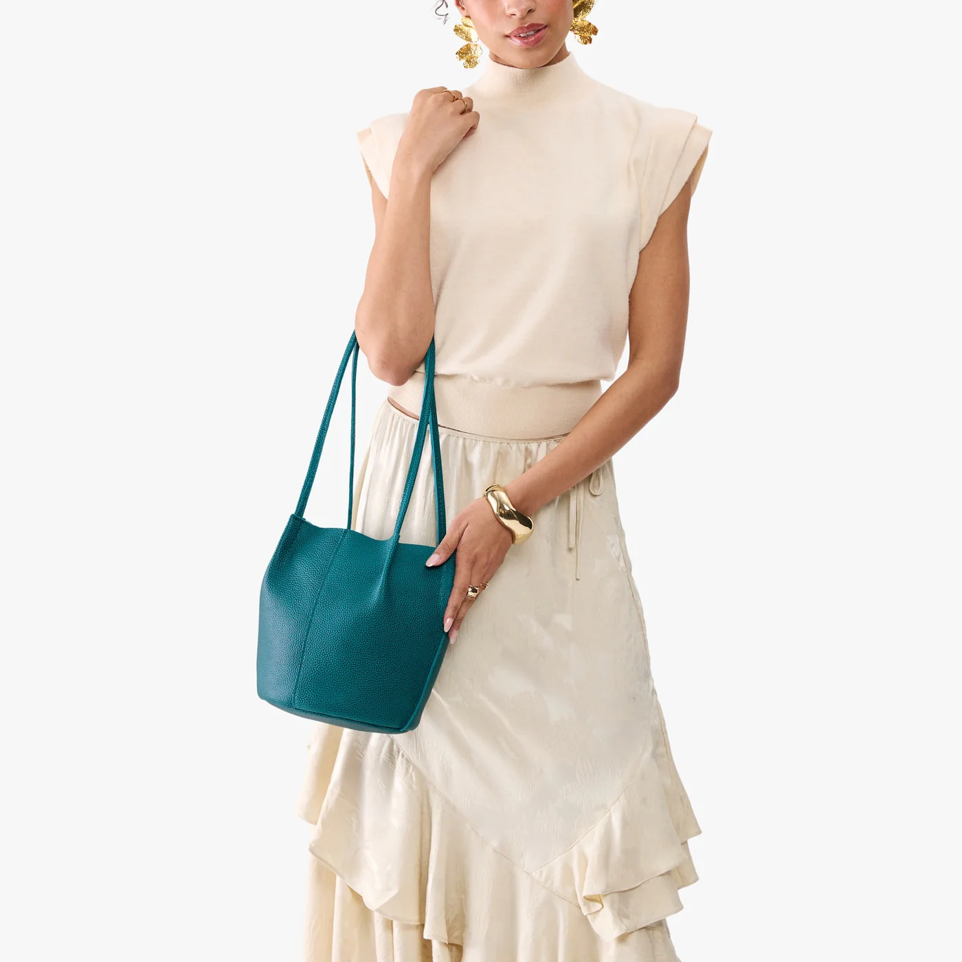 Devan Bucket Tote