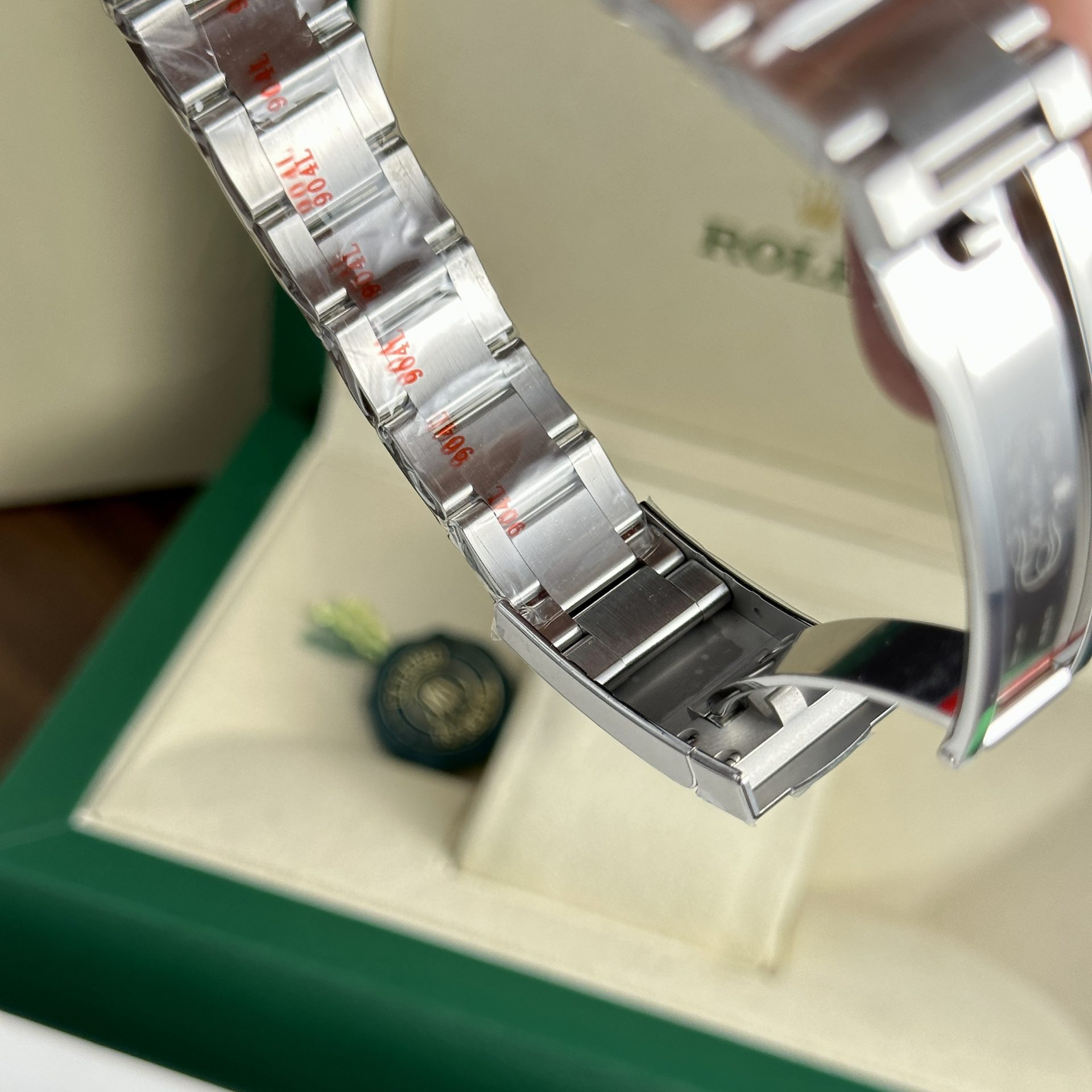 Rolex Oyster Perpetual 124300 Replica Watch Celebration Clean Factory 36mm - Top club