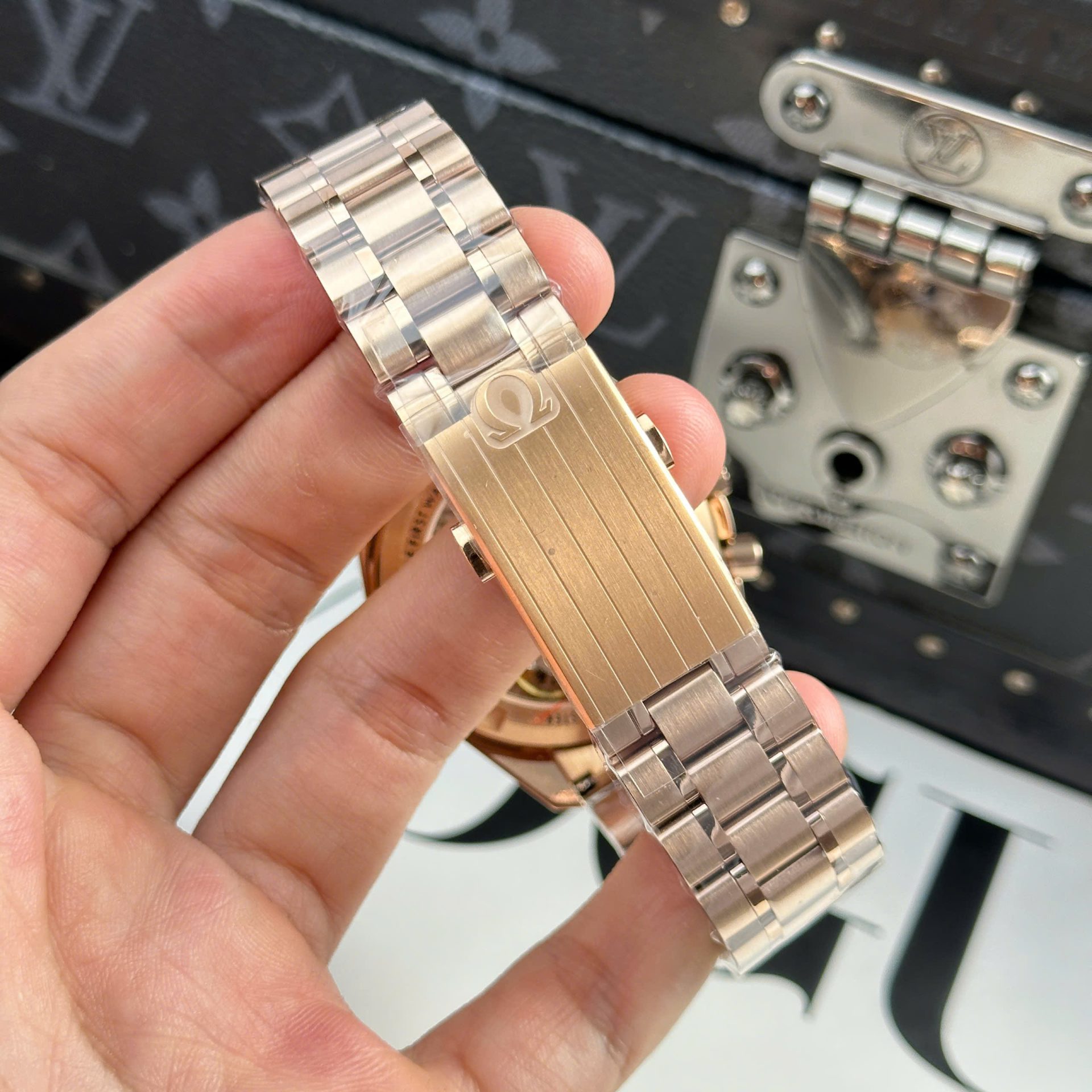 Omega Best Copies Watch SpeedMaster MoonWatch Rose Gold OM Factory 42mm - Top club