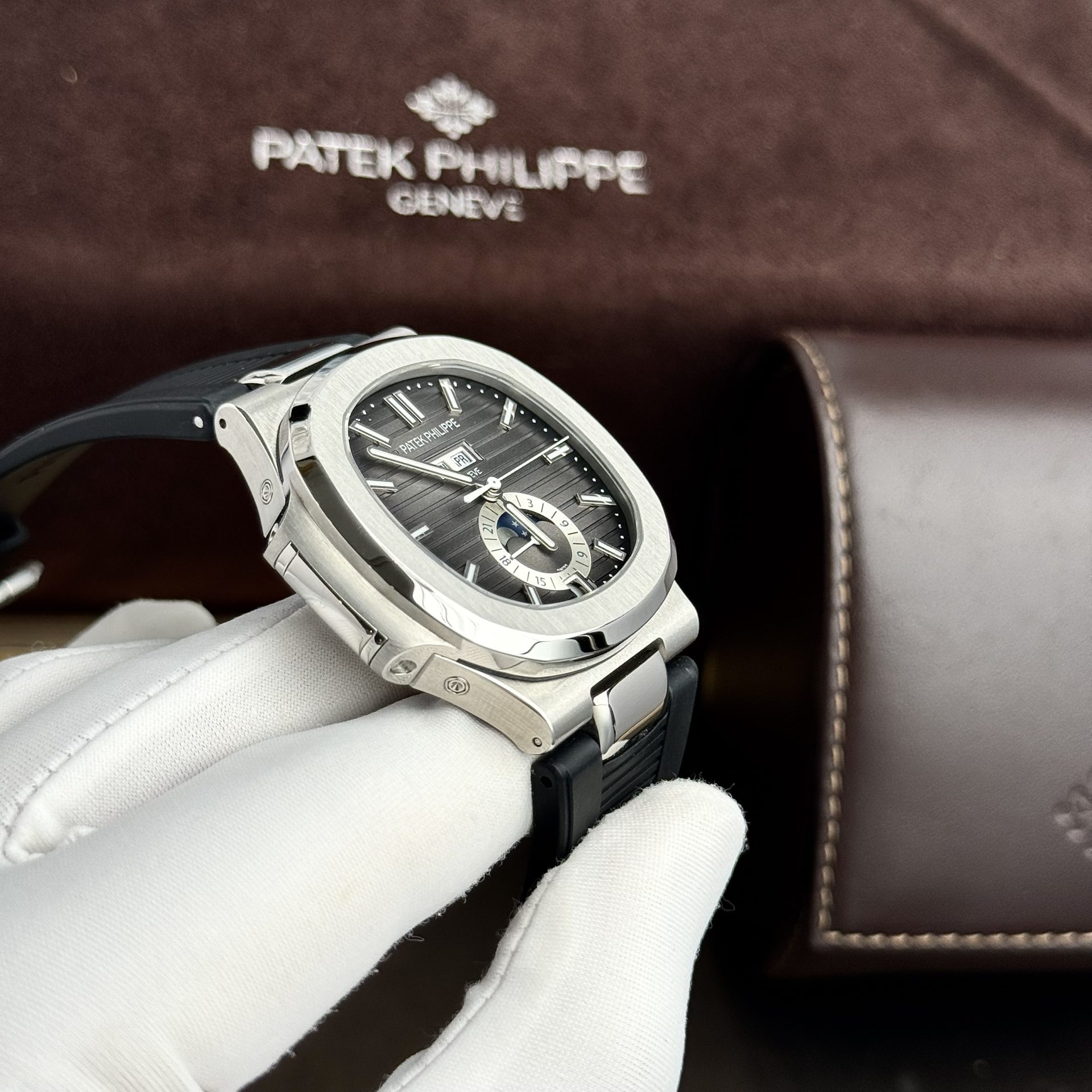 Patek Philippe Replica 1:1 Watch Nautilus 5726 Rubber Strap Factory GR 40.5mm - Top club