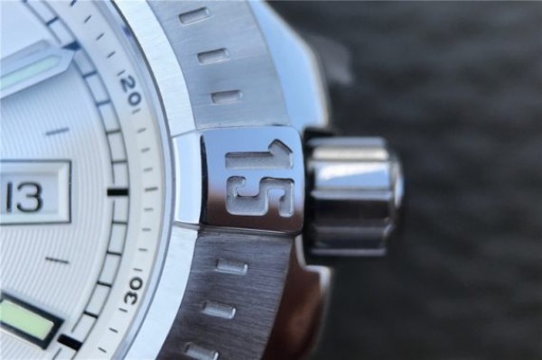 Replica Breitling Colt Automatic 44mm SS GF White Textured Dial SS Bracelet A2824 - Top club