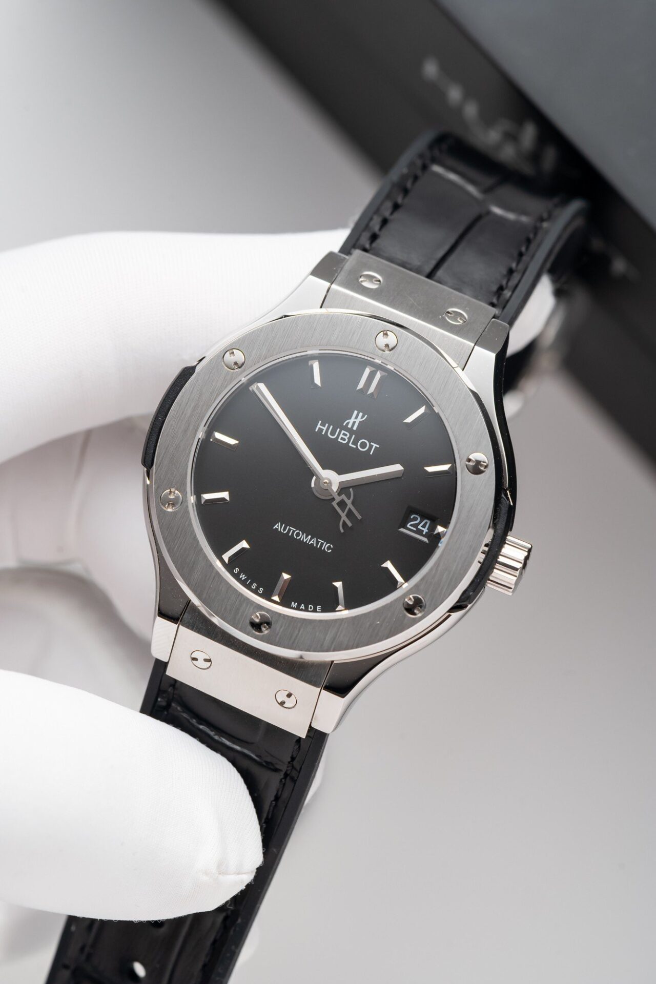 Hublot Classic Fusion Titanium Black Replica Watch  JJF Factory 38mm - Top club