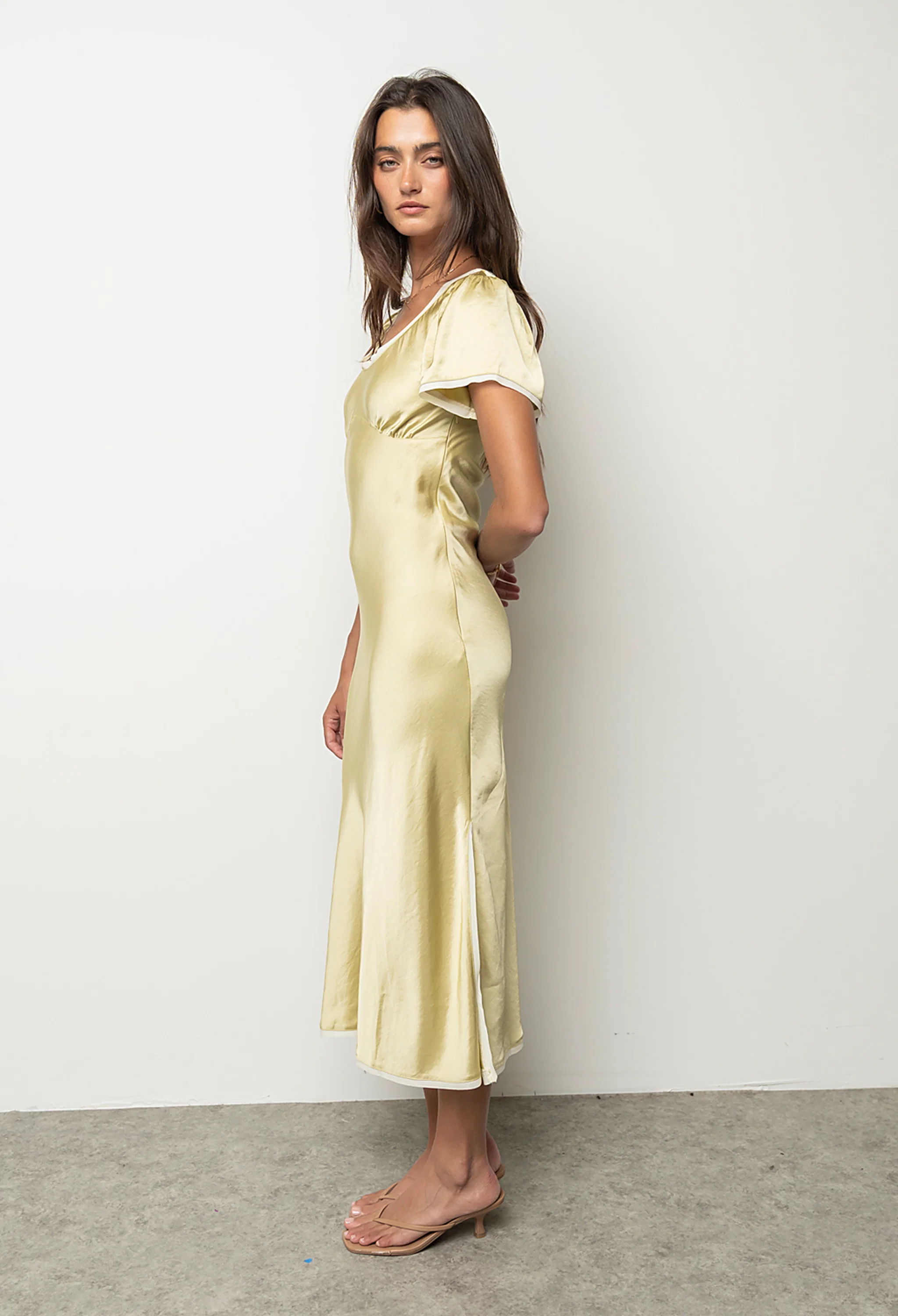 Austia Midi Dress in Green