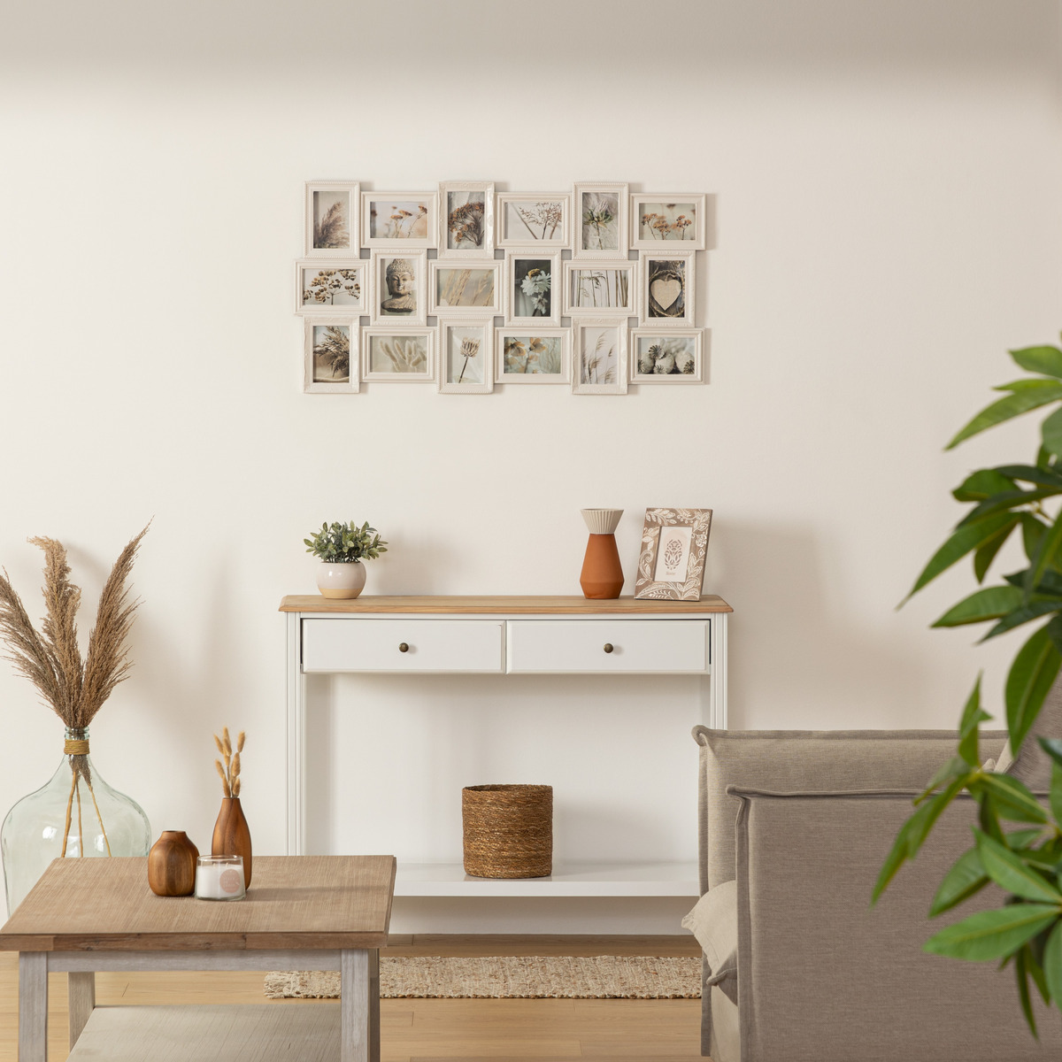 Jumble"Suzy" White, 18 photos