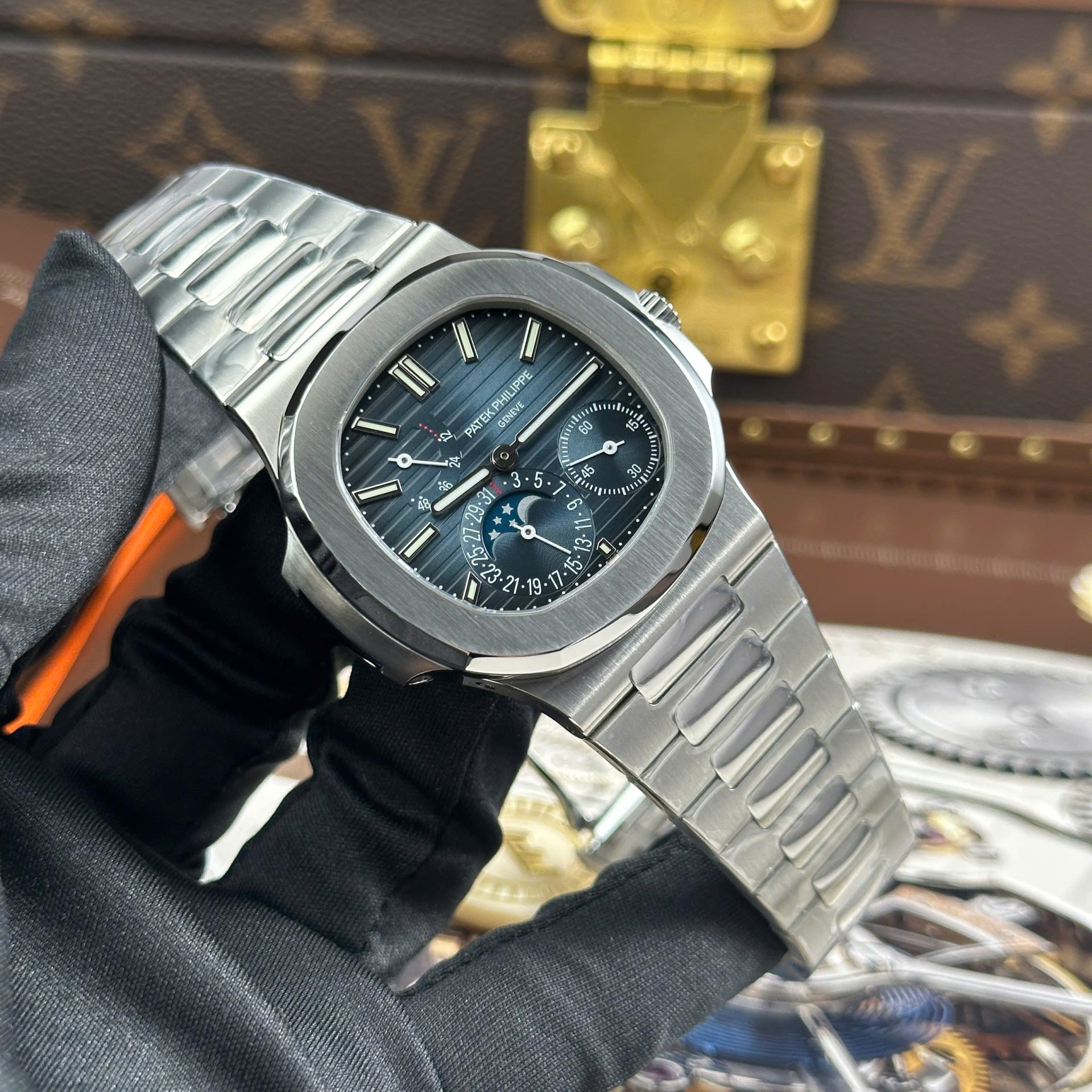 Patek Philippe Nautilus 5712 Replica Watches Blue Dial Metal Wire PPF Factory Version 3 40mm - Elite Watch Atelier