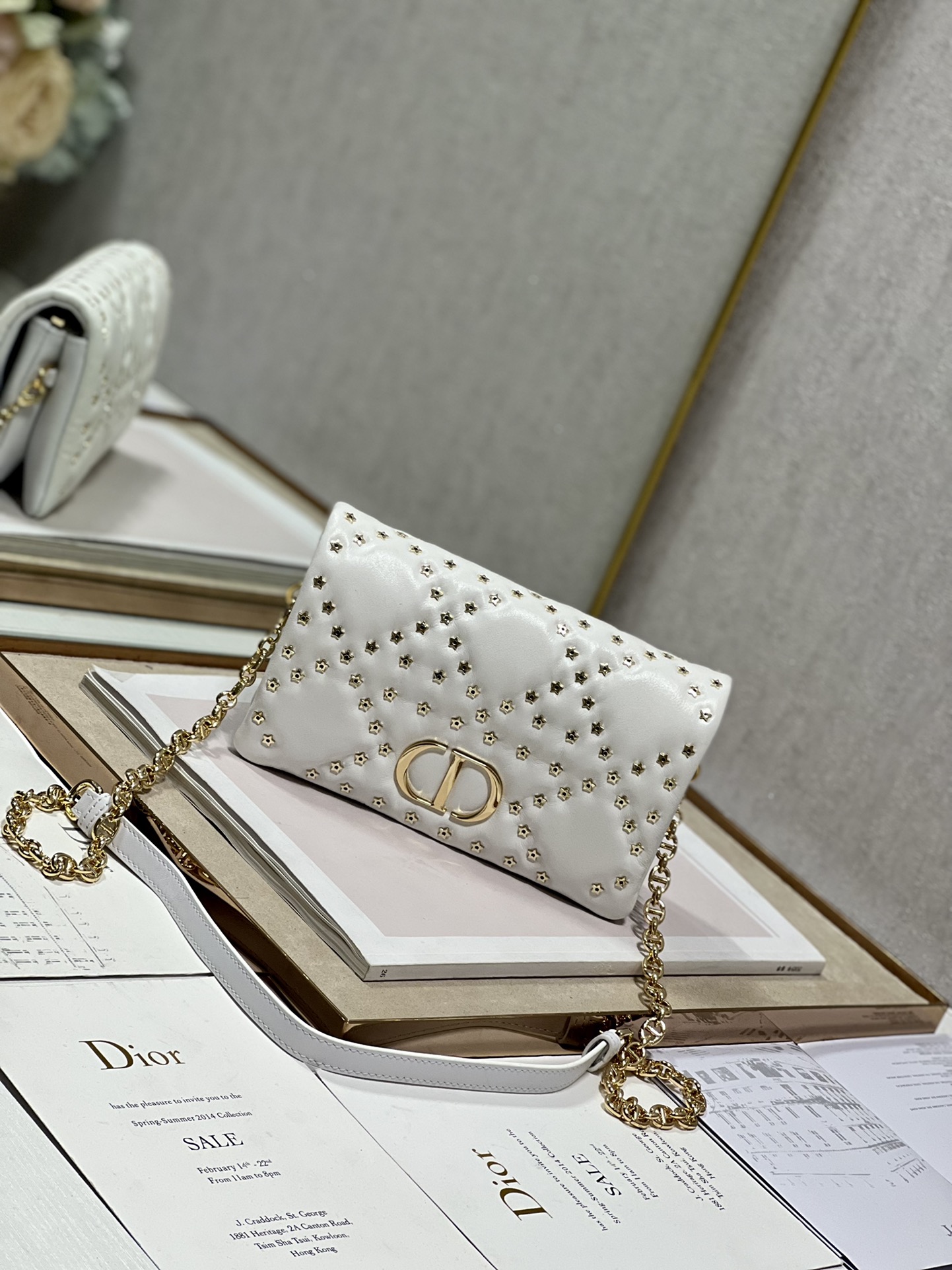 Caro Macrocannage Pouch Black/White For Women 7.5in/19.5cm S5135BNHH_M9001:1High-quality replica