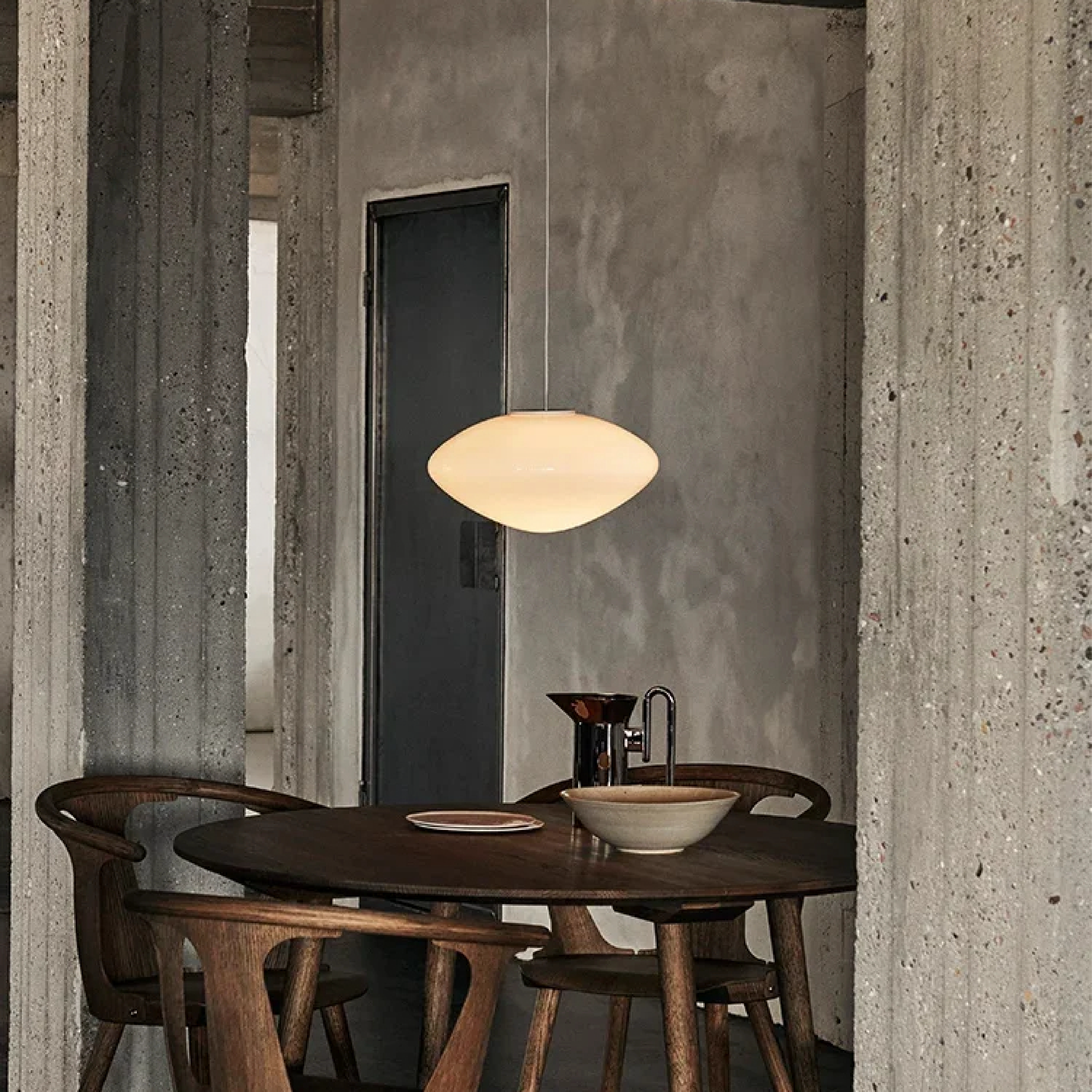 Handi Deense Hanglamp – Scandinavisch Design met Warm Wit Licht voor Eettafel en Woonkamer – Verstelbare Kabellengte, Metaal en Glas