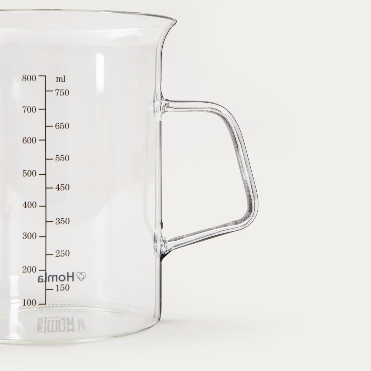 Miarka MAVIS szklana transparentna 0,8 l