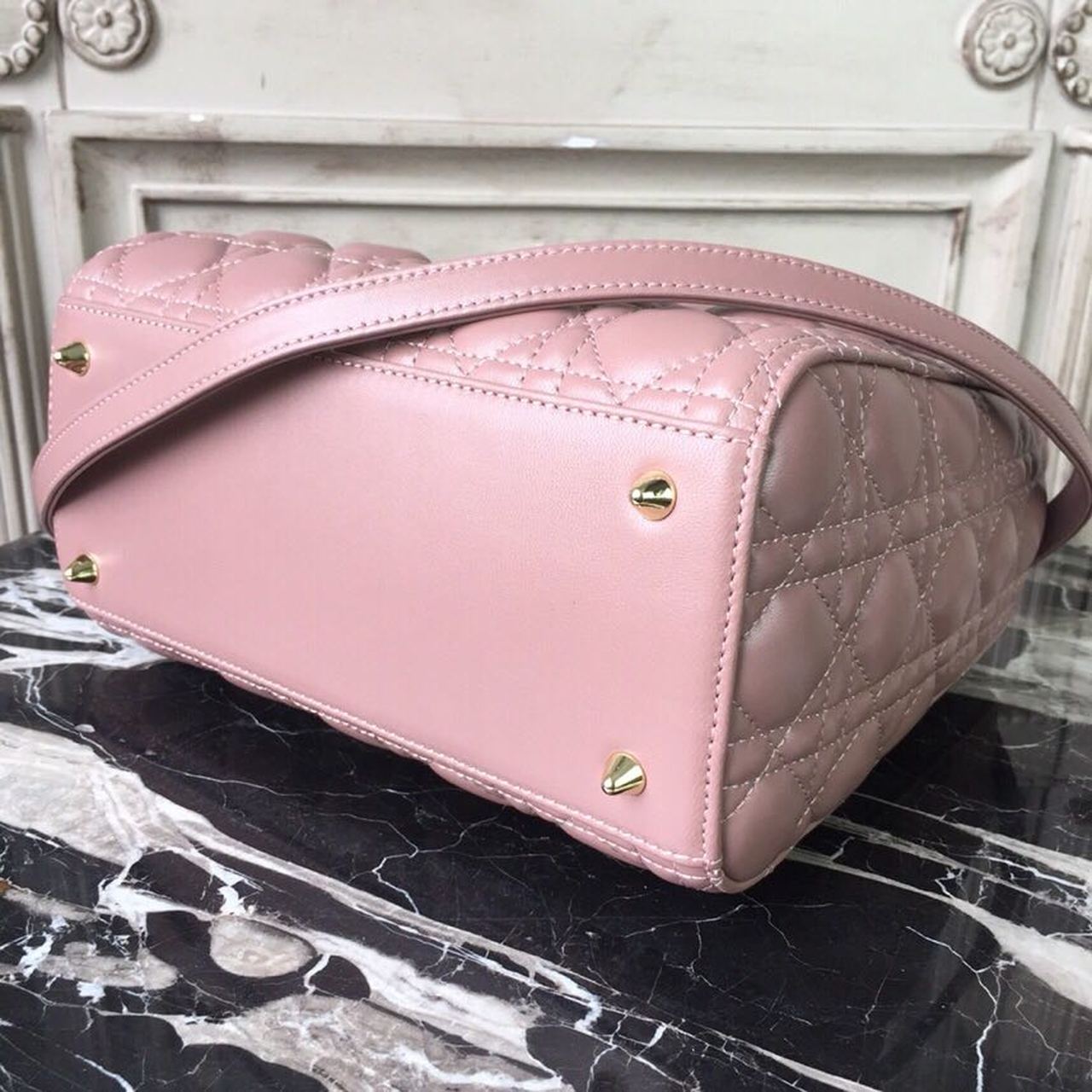 Christian Dior Medium Lady Dior Bag Gold Toned Hardware Dusty Pink For Women 24cm/9in CD1:1High-quality replica