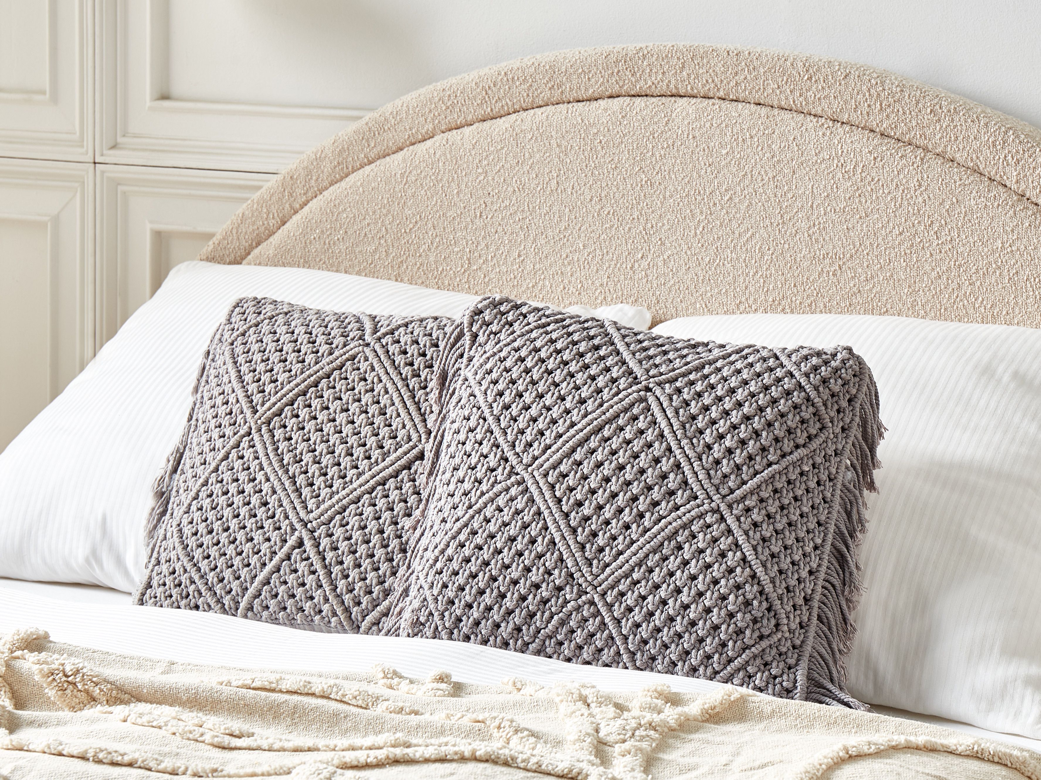 Set of 2 Decorative Cushions BESHAM Cotton 45 x 45 cm Grey Geometric Pattern