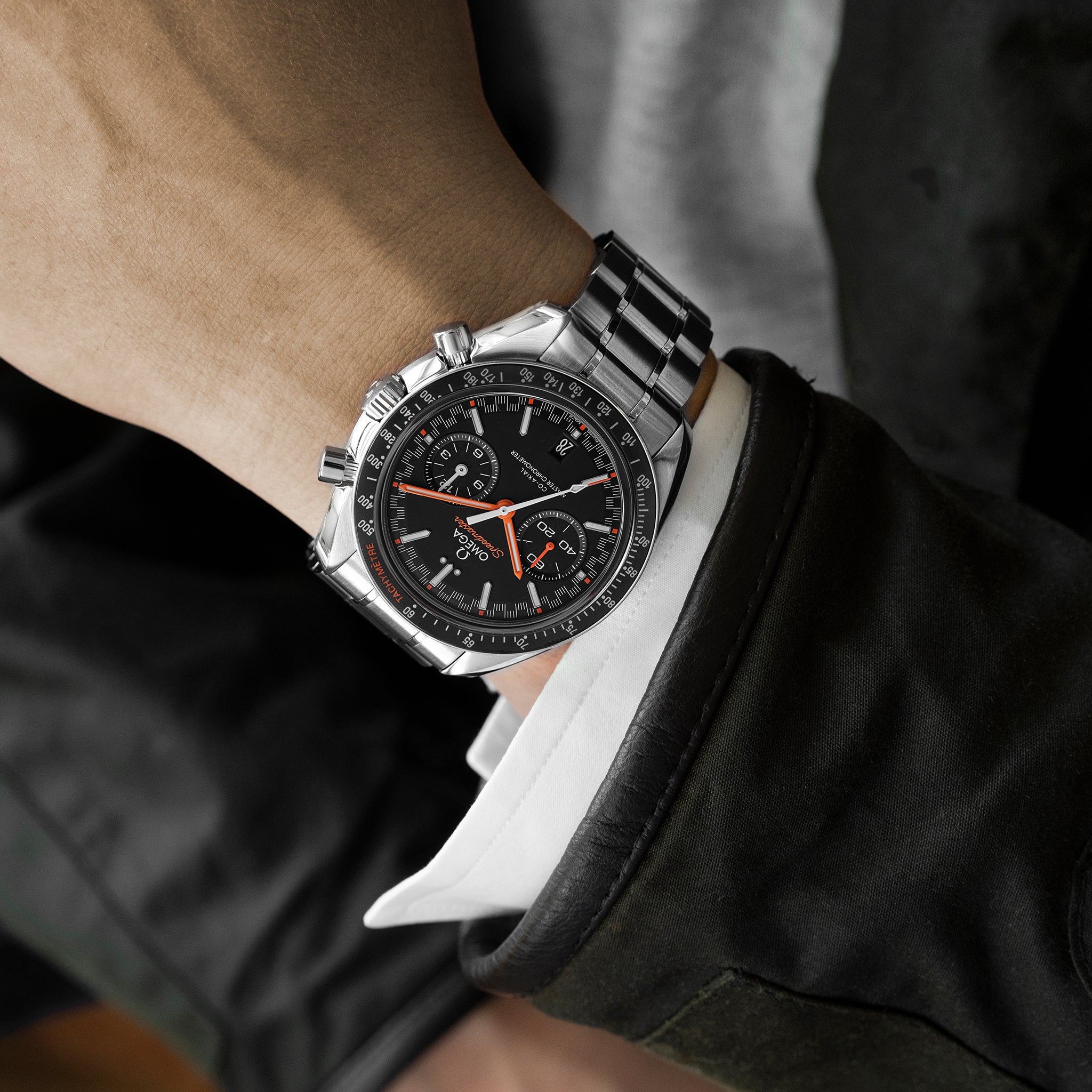 Speedmaster Racing Co-Axial Master Chronometer Chronograph 44.25mm Black Dial With Orange Accents On Bracelet(1:1 replica) - Elite Watch Atelier