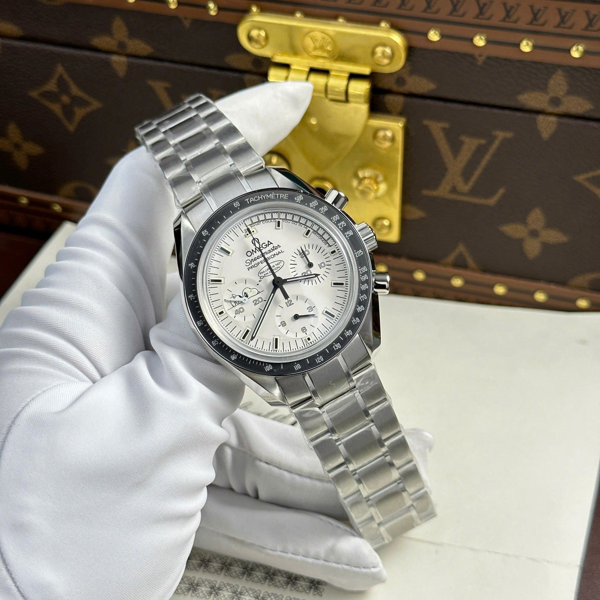 Omega Speedmaster Apollo 13 Silver Snoopy Imitation Watches Metal Wire OM Factory 42mm - Elite Watch Atelier
