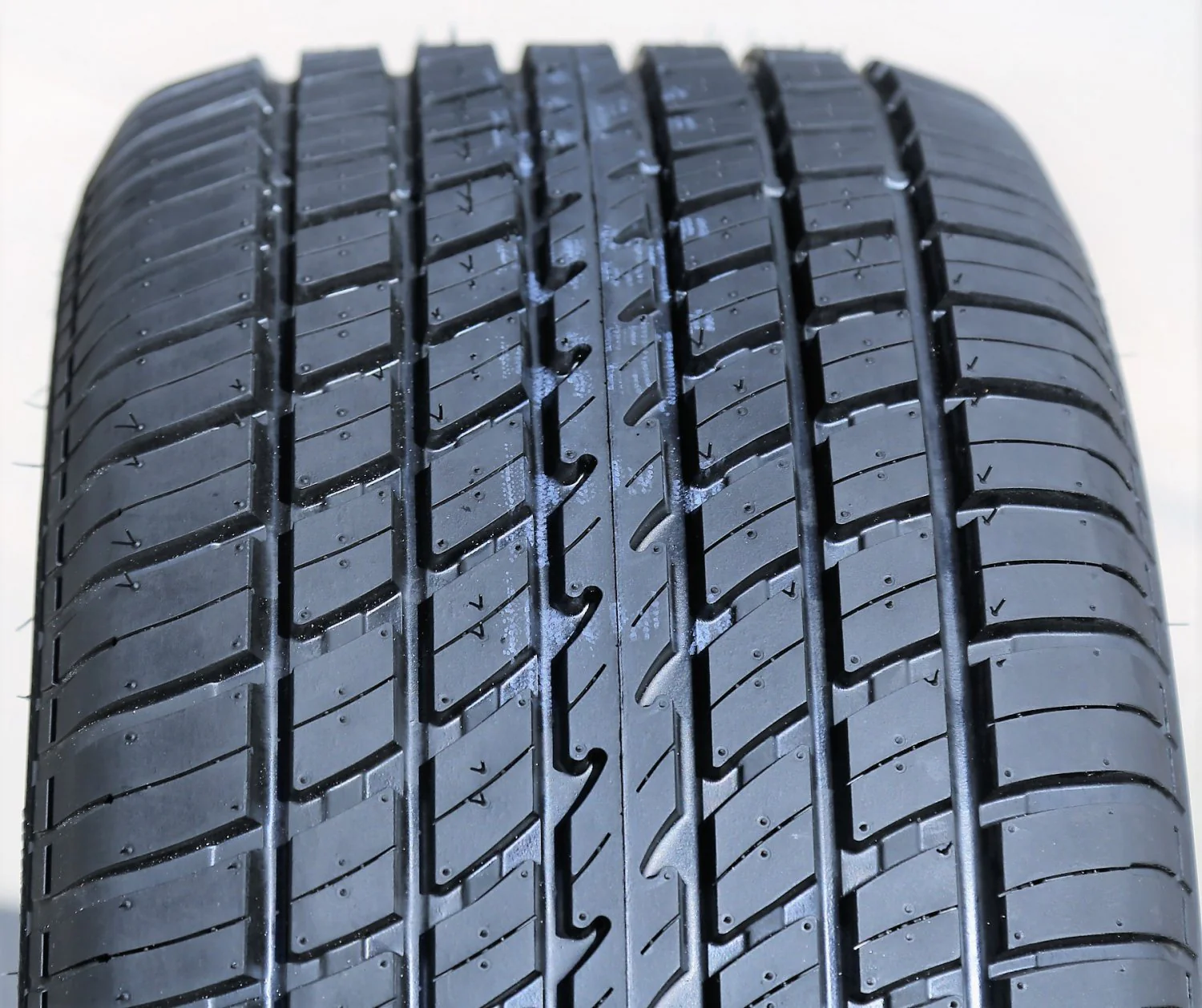 2025 Tire Cooper Cobra Radial G/T 295/50R15 105S A/S All Season