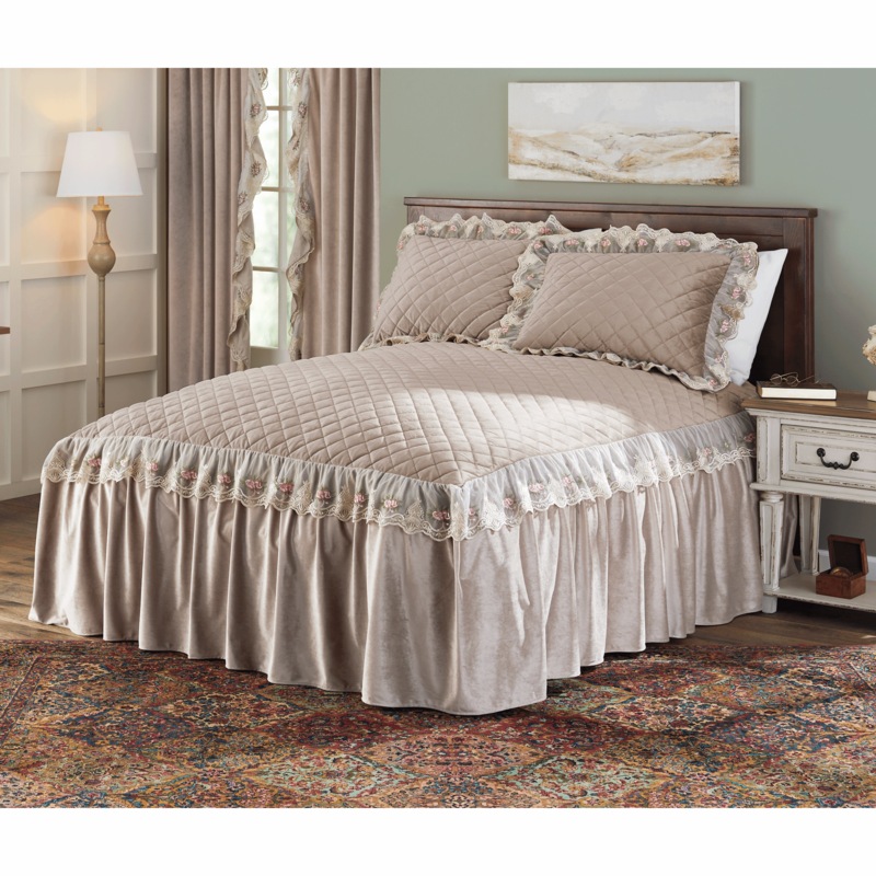 Elizabeth Velvet Bedspread Set - MIDNIGHT VELVET CATALOG