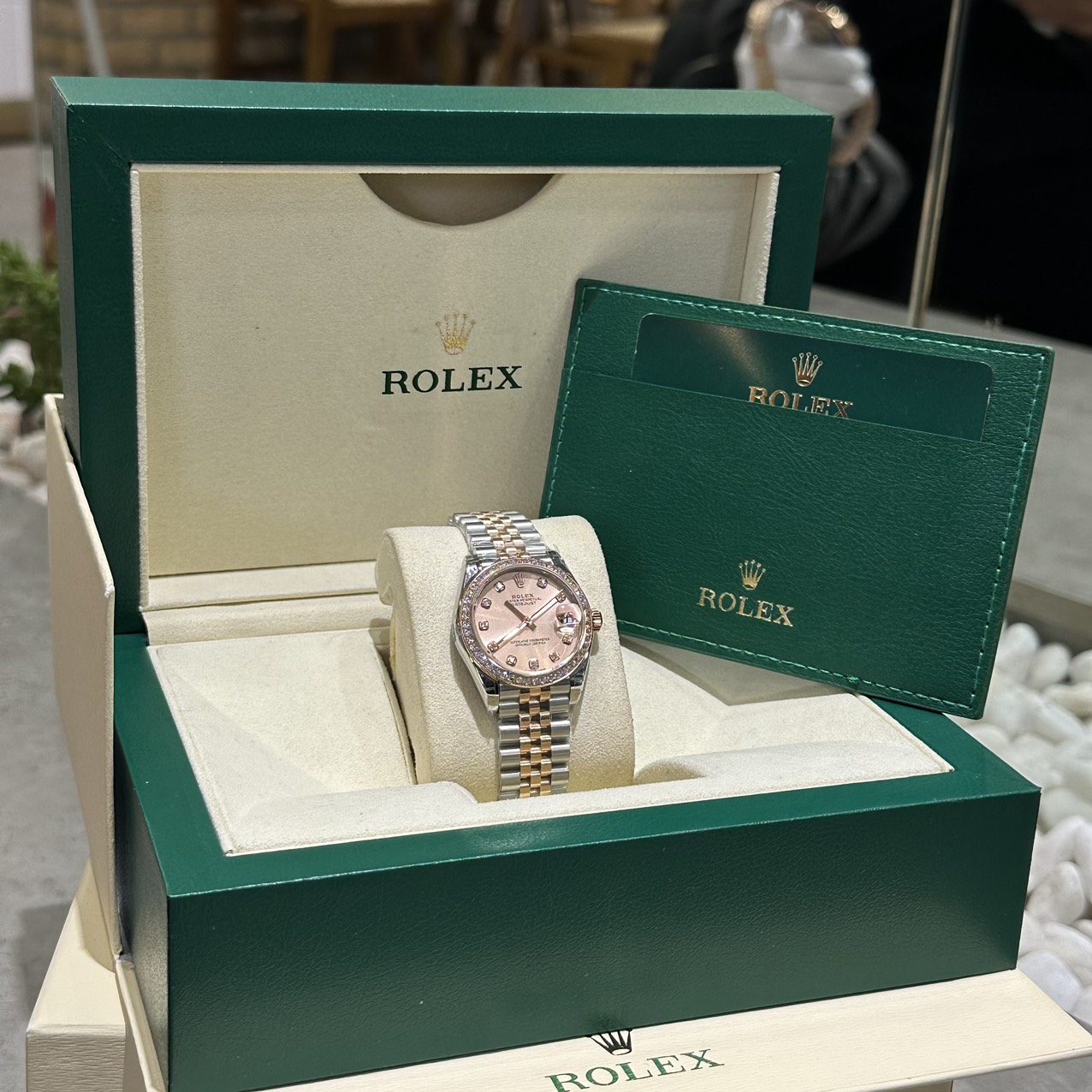 Rolex DateJust Women s High Quality Fake Watch Sunburt Dial Jubilee Strap 31mm - Elite Watch Atelier