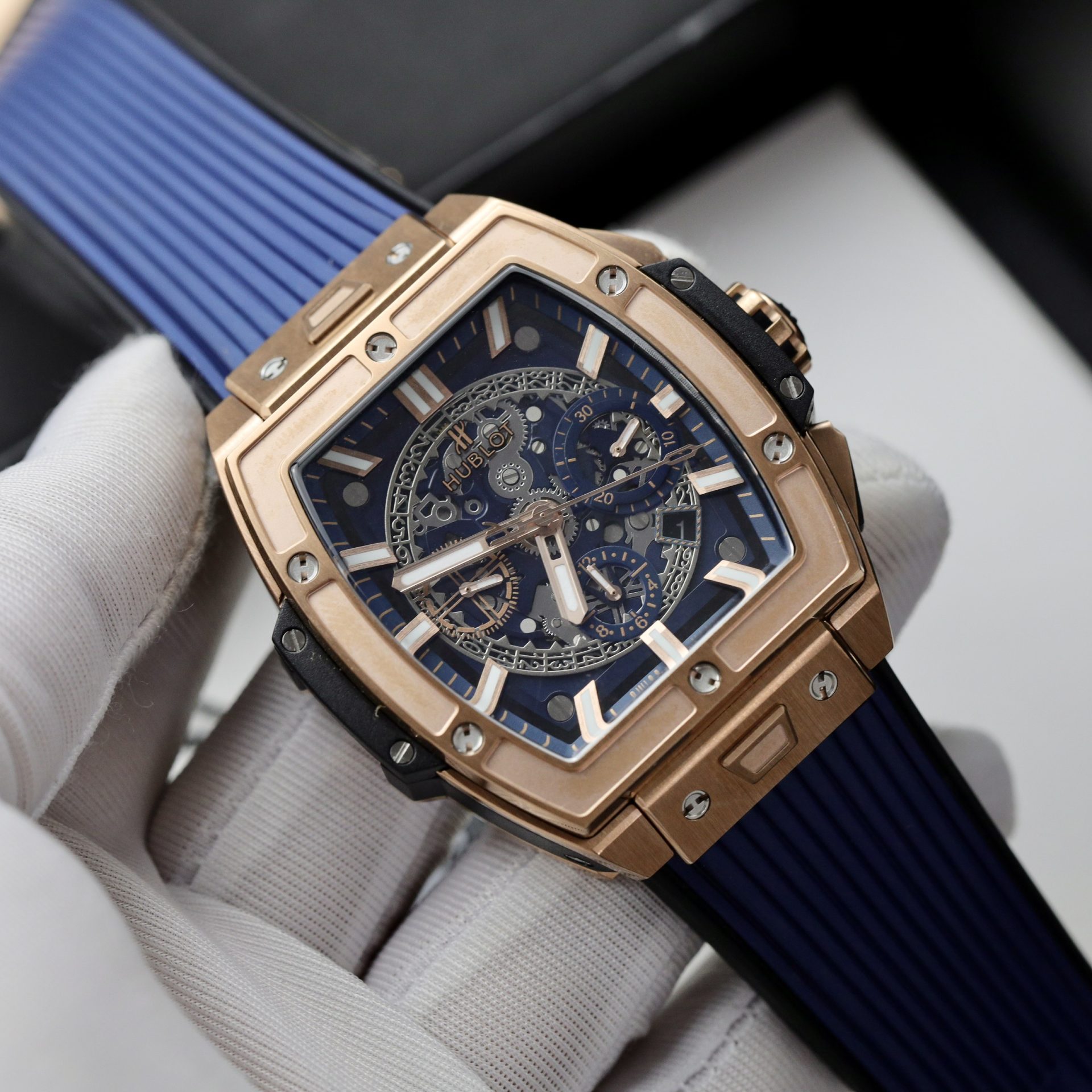 Hublot Replica Watch Spirit Of Big Bang King Gold Dial Blue 42mm - Top club