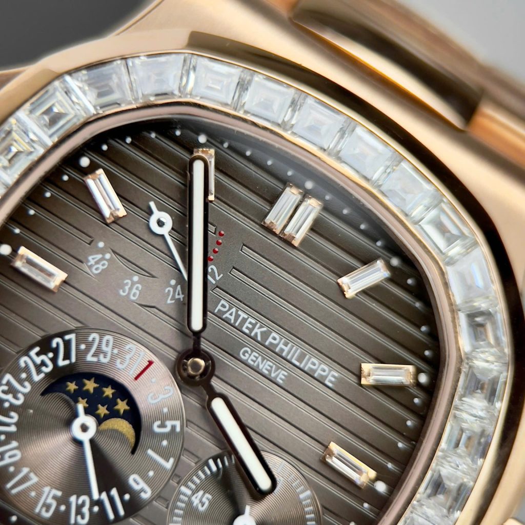 Patek Philippe Nautilus 5724R Gray Dial Replica Watch Gold Wrapped + Moissanite Diamonds PPF 40mm - Top club