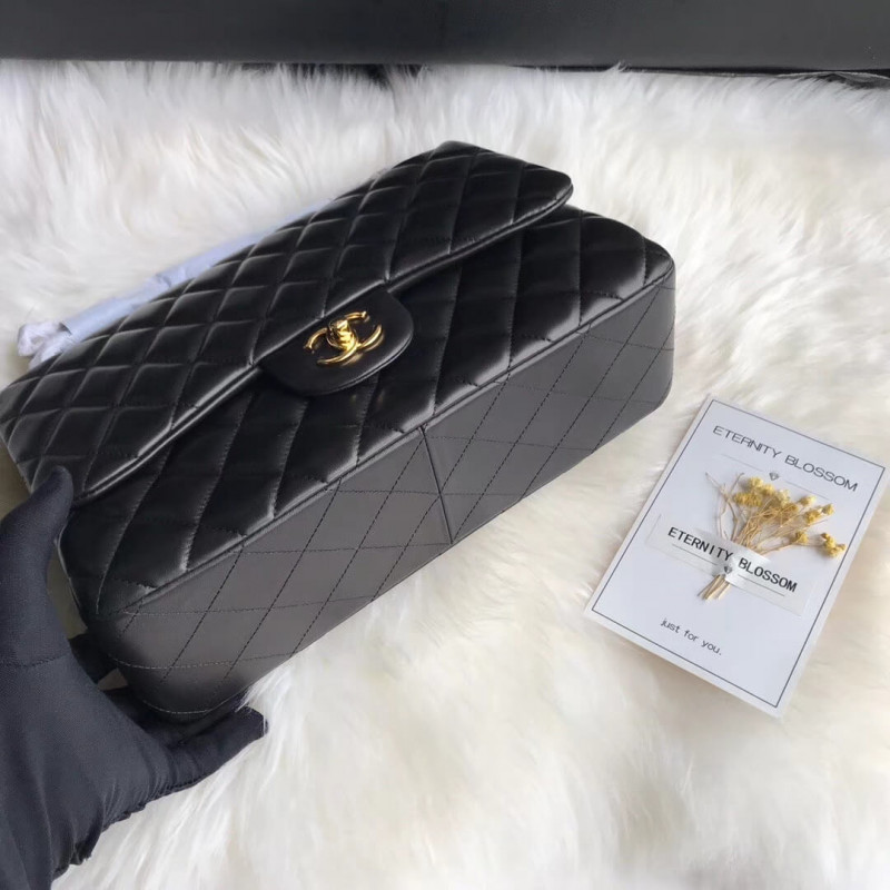 Replica Chanel Lambskin 30Cm Classic Flap Bag A1113 Black1:1High-quality replica
