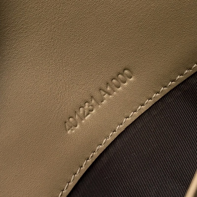 Replica Gucci Dionysus Canvas Chain Wallet1:1High-quality replica