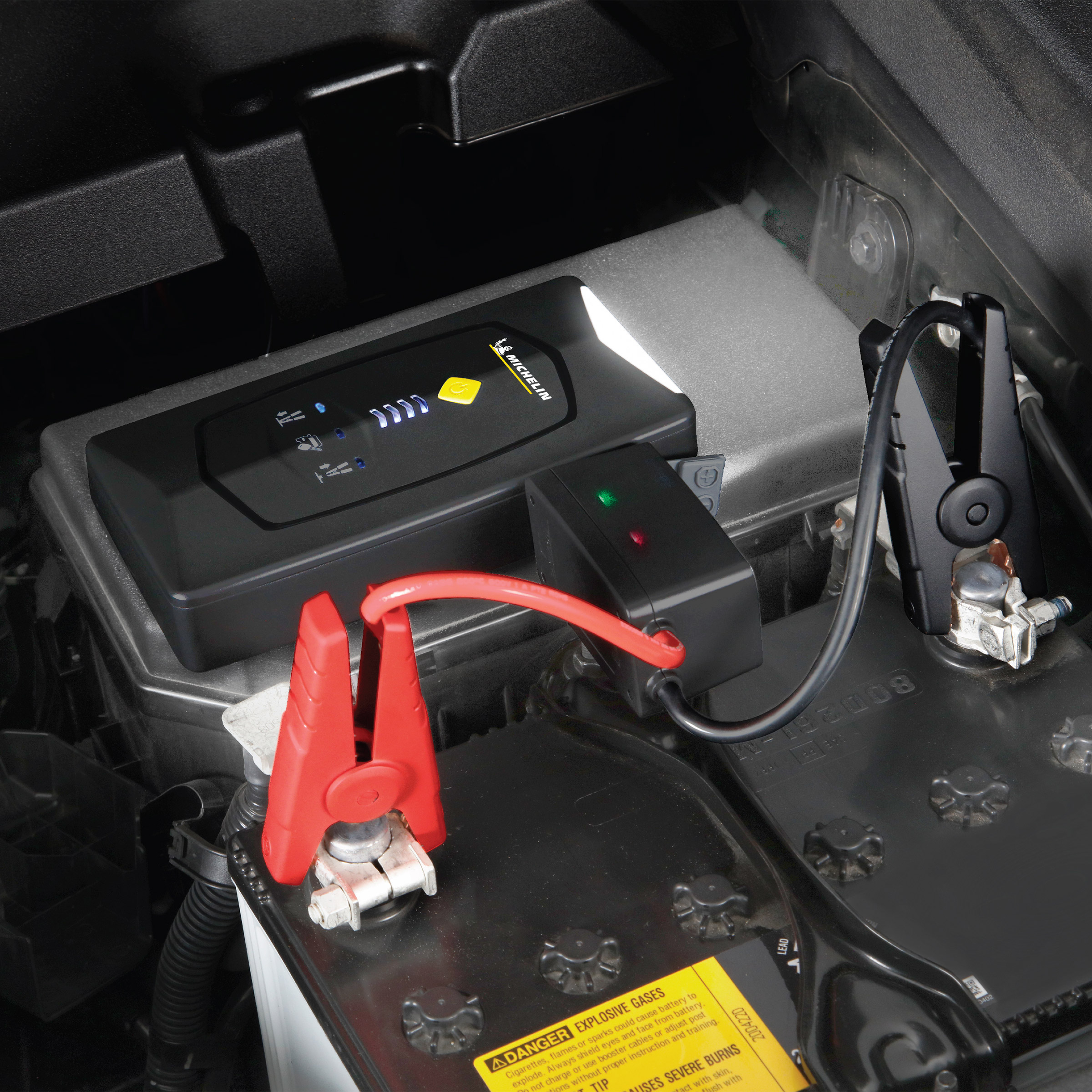 Michelin Portable Jump Starter and 10,000mAh LiFePO4 Power Bank - Image 5