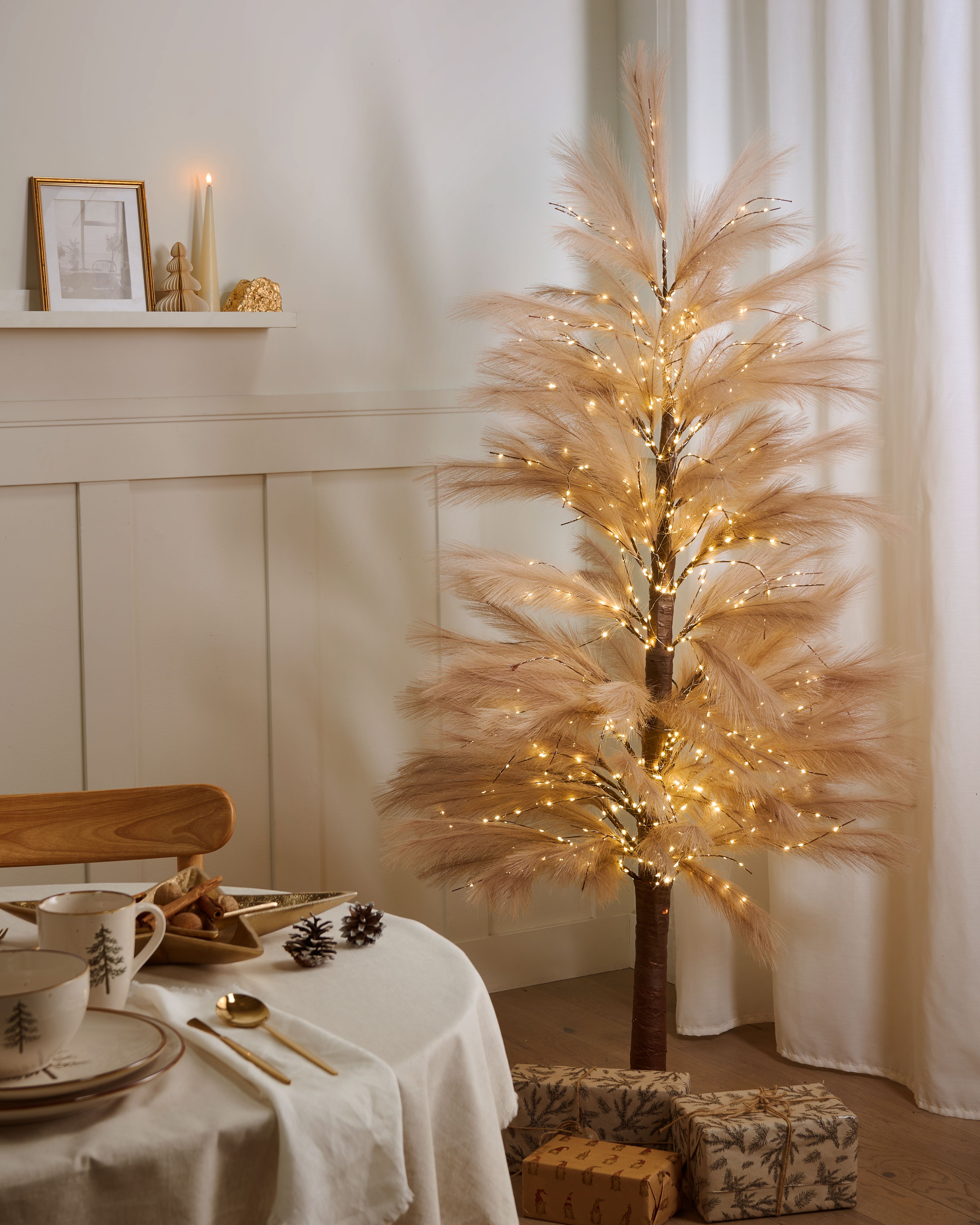 Outdoor Decoration LED HAUGANES Christmas Tree 190 cm Beige