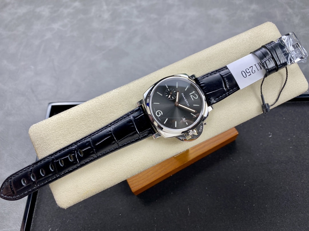 Panerai Replica Watch Luminor Due Steel 42mm Black Dial PAM01250 VSF(1:1 replica) - Top club