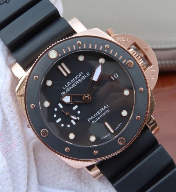 Replica Panerai ZF Luminor Submersible PAM684 RG Rubber Strap P.9010 - Elite Watch Atelier