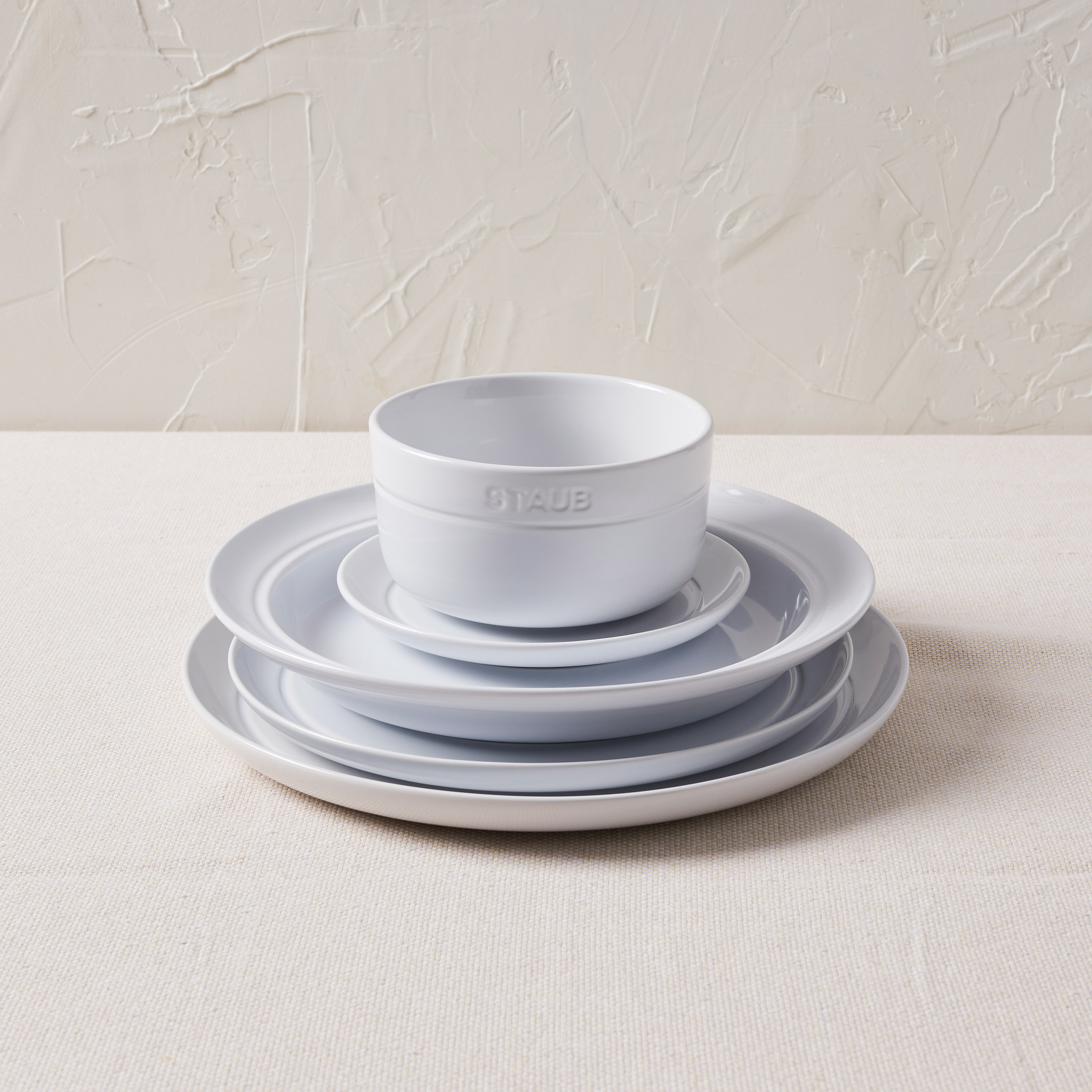 Staub Dinnerware 20-piece Set, Service for 4