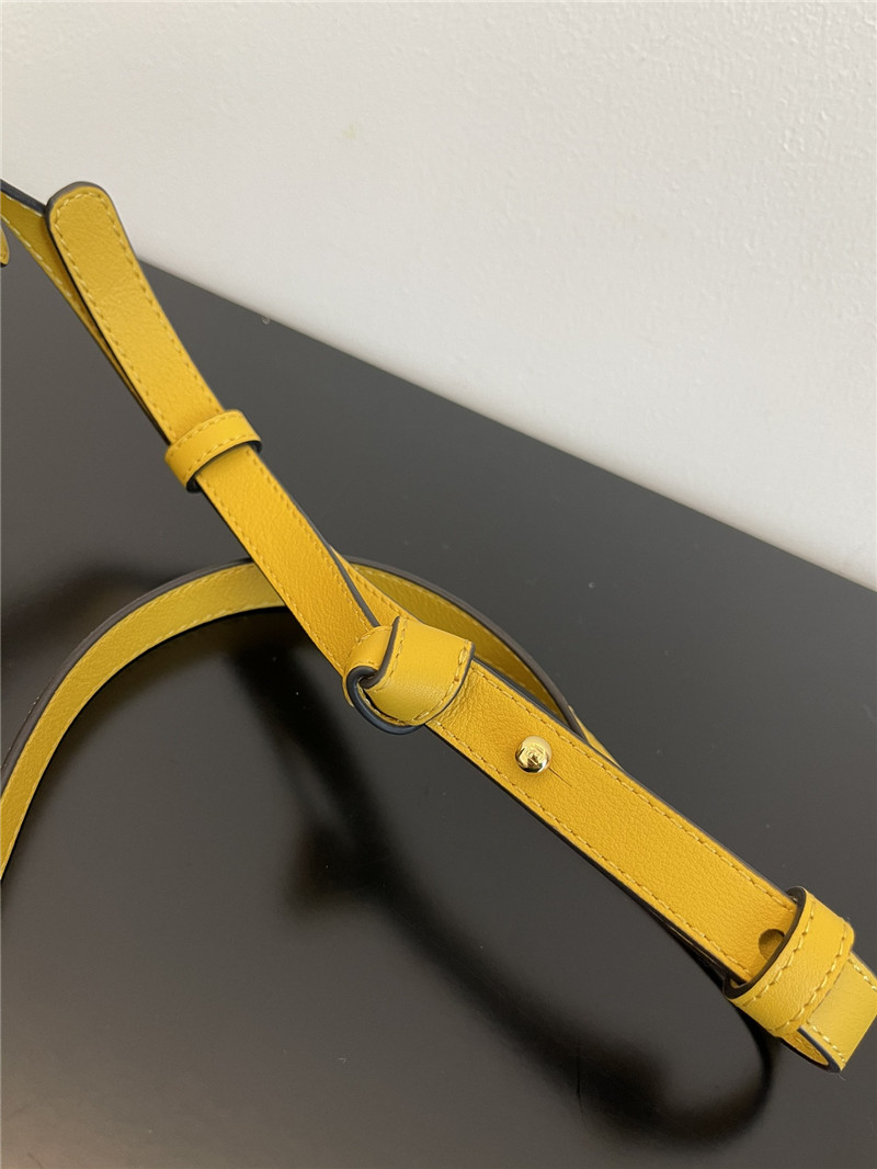 fendi logo suede camera bag - Replicaclubs