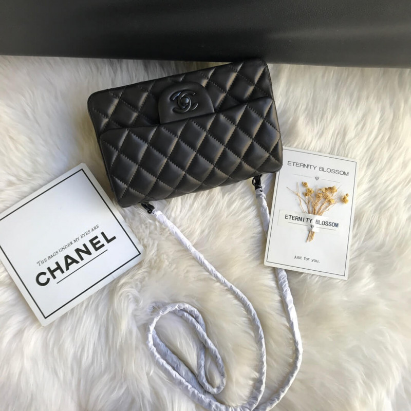 Replica Chanel Lambskin 20Cm Classic Flap Bag 1116 Black1:1High-quality replica