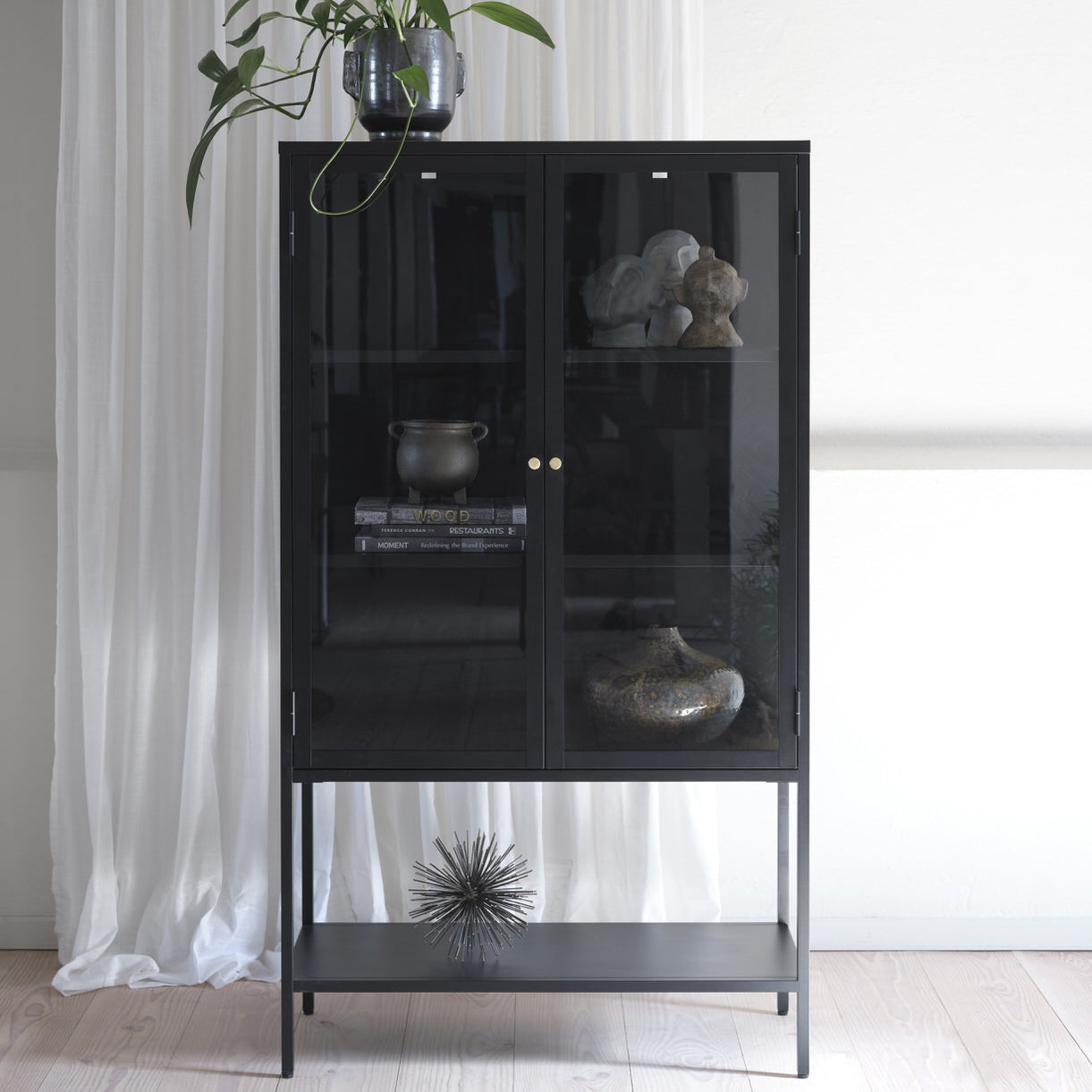 Blokker Fort Vitrinekast - H 160 cm - Zwart