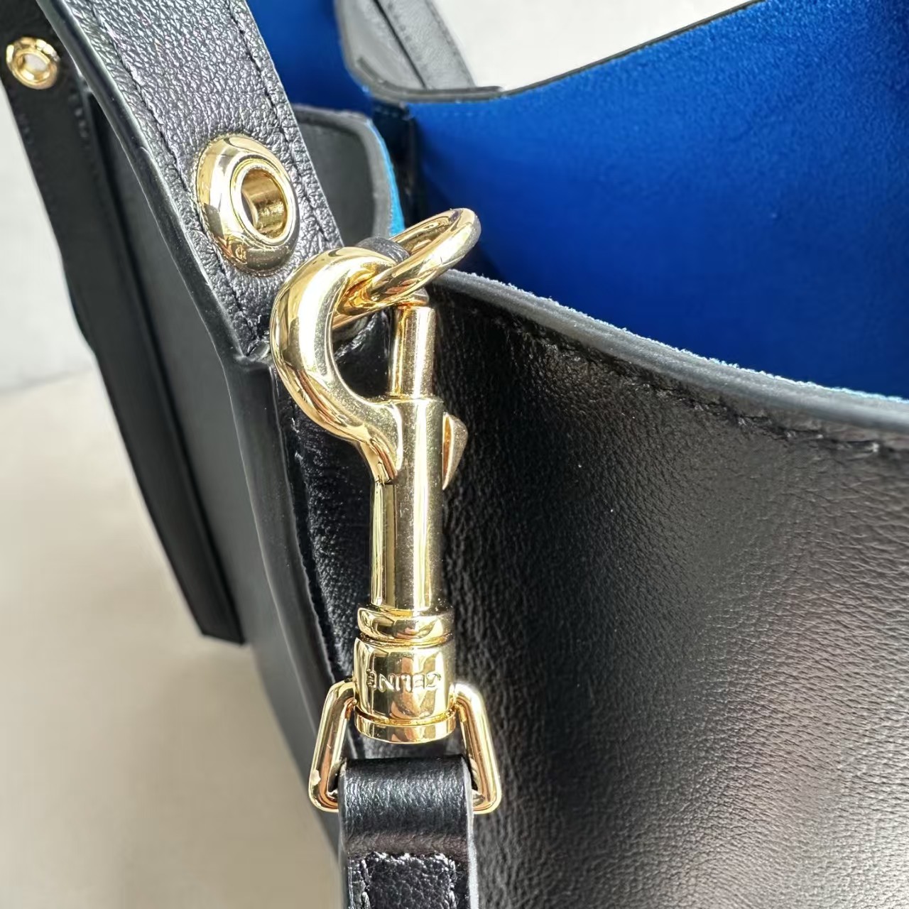 CELINE SMALL CUBE BAG1:1High-quality replica