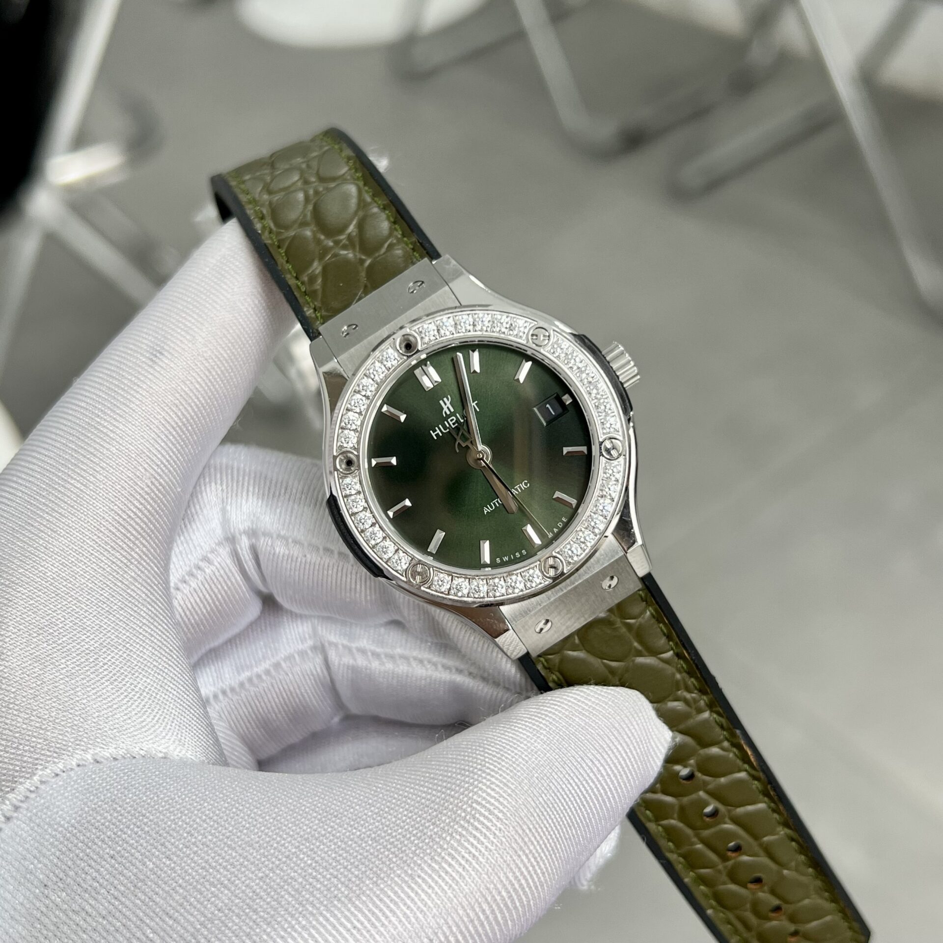 Hublot Replica 11 Watch Green With Diamond Bezel HB Factory 38mm - Elite Watch Atelier