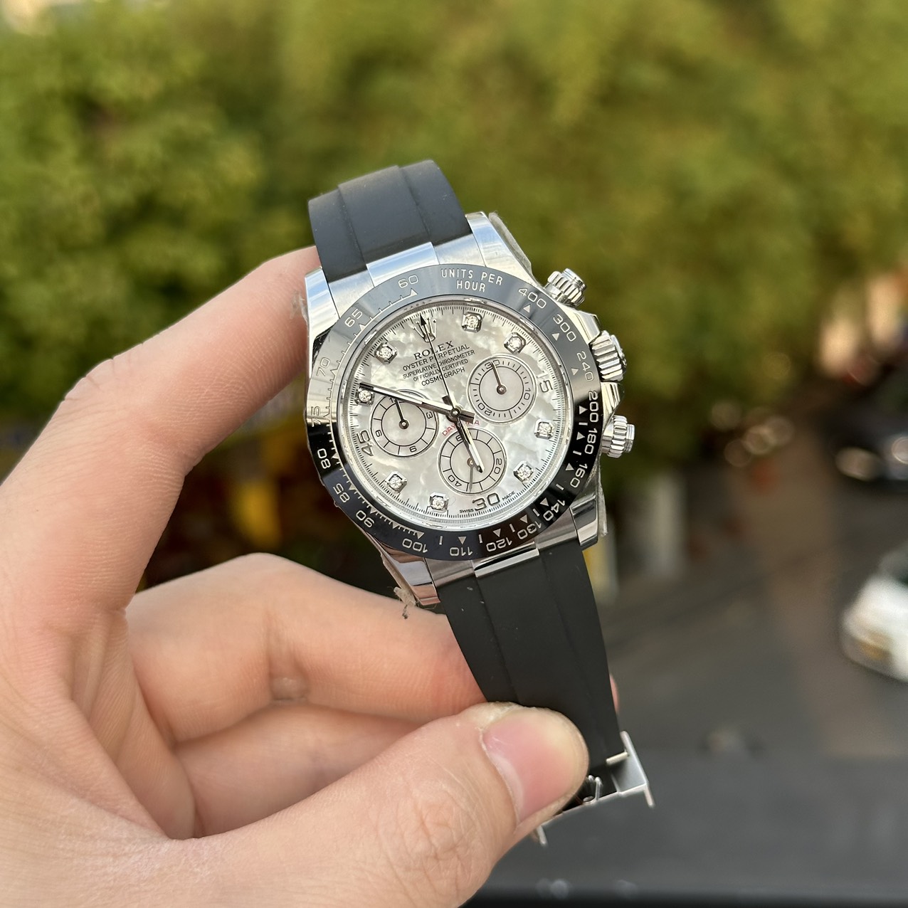 Rolex Best Replica Watch Daytona Mother Of Pearl   Moissanite Diamonds Dial 40mm - Top club