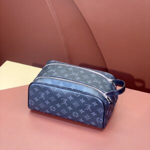 Louis Vuitton Dopp Kit Toilet Pouch1:1High-quality replica