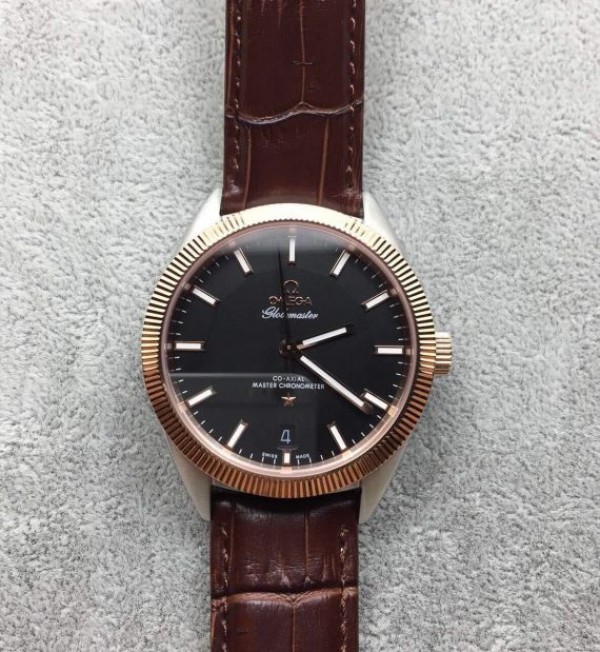 Replica Omega Globemaster Master Chronometer Black Dial RG Bezel Leather Strap A8900 - Top club