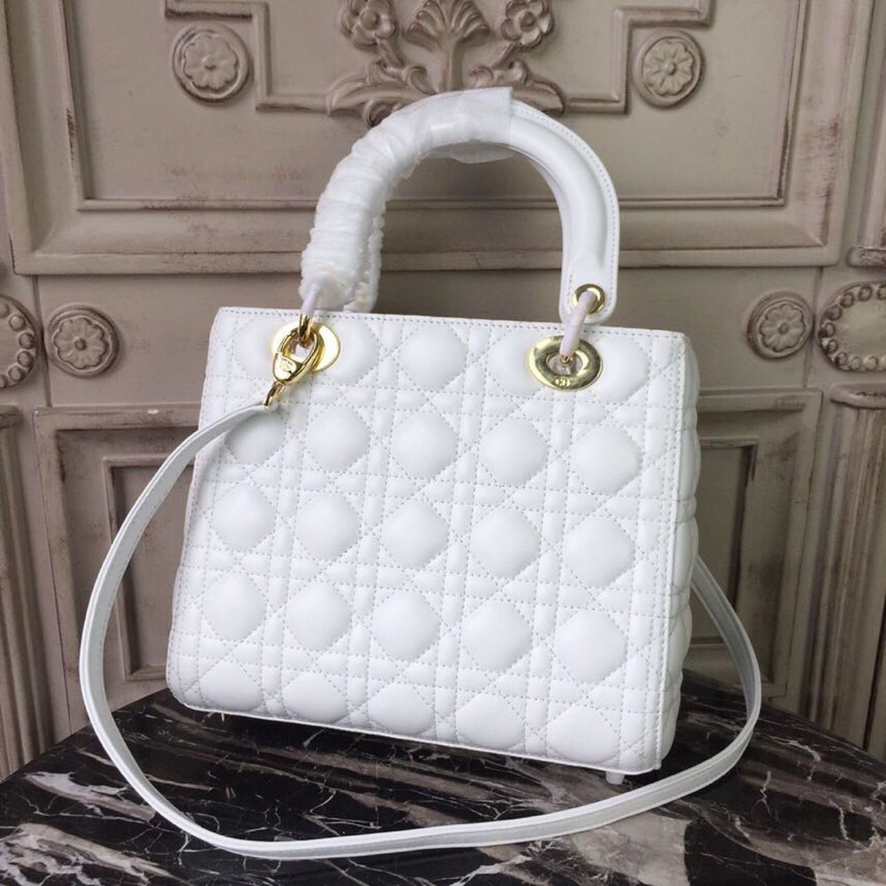 Christian Dior Medium Lady Dior Bag Gold Toned Hardware White For Women 24cm/9in CD1:1High-quality replica