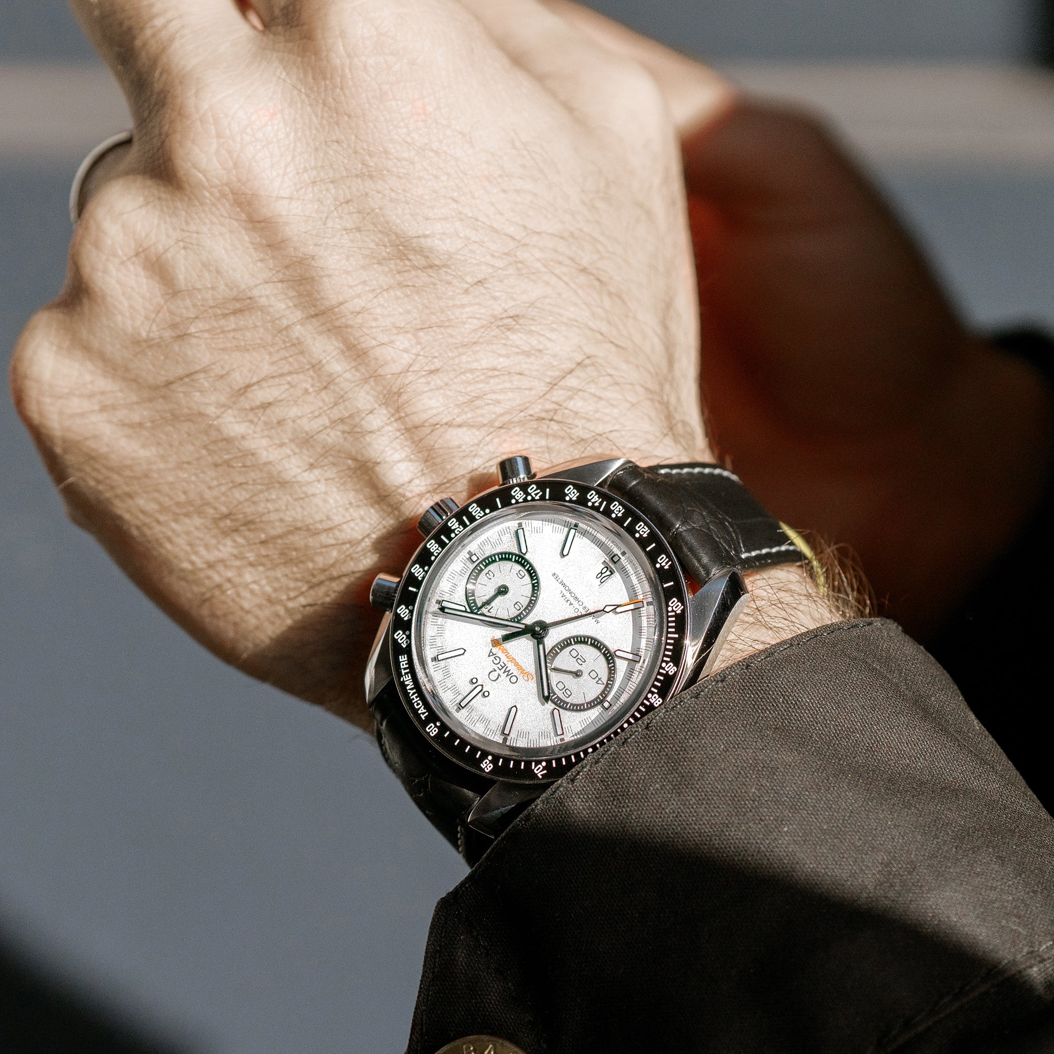 Speedmaster Racing Co-Axial Master Chronometer Chronograph 44.25mm White Dial On Strap(1:1 replica) - Elite Watch Atelier