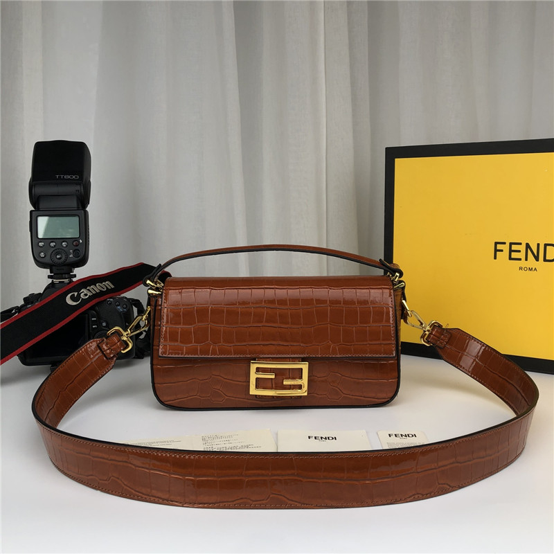 fendi crocodile baguette - Replicaclubs