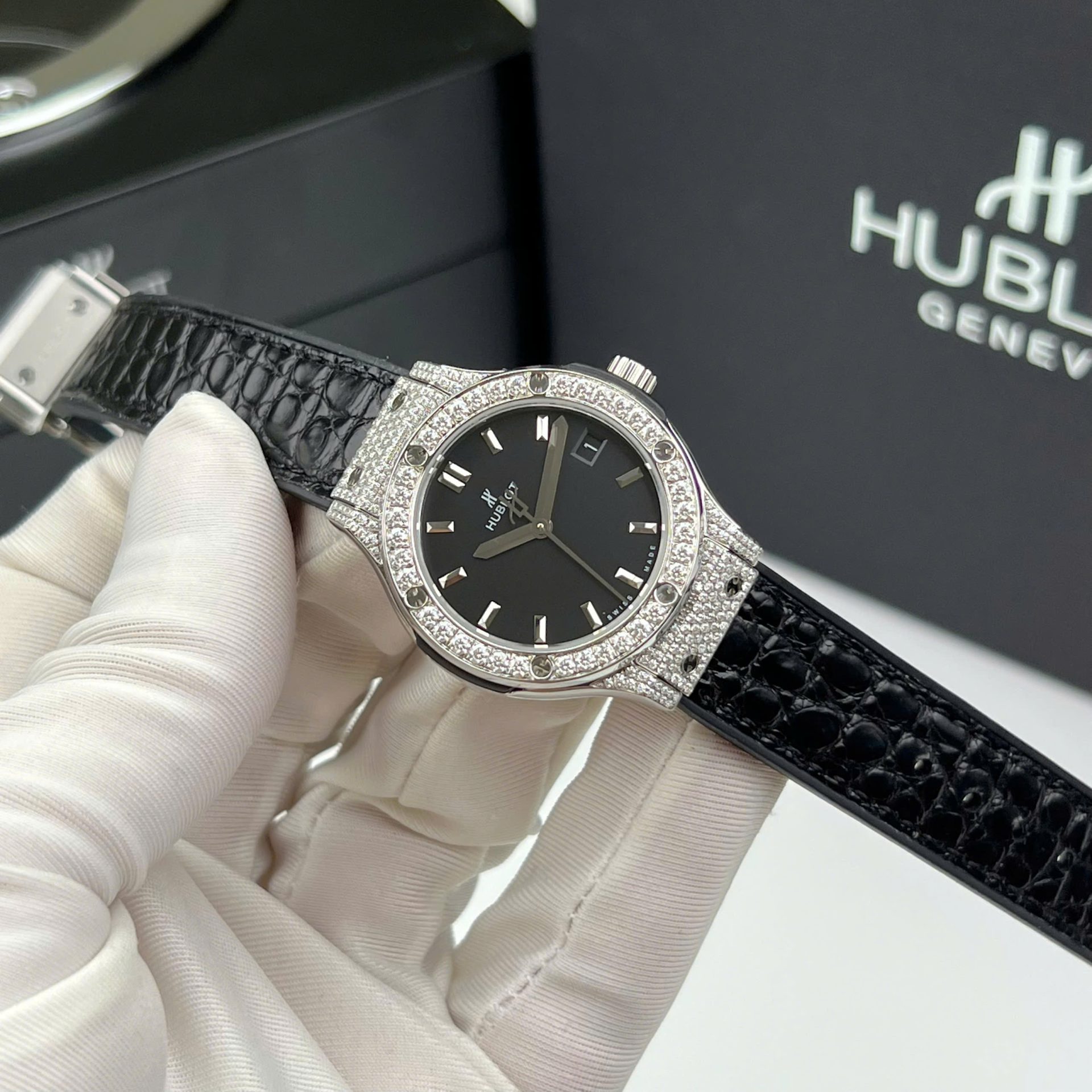 Hublot Classic Fusion Titanium Replica Wacth Black Custom Moissanite Diamonds 33mm - Top club