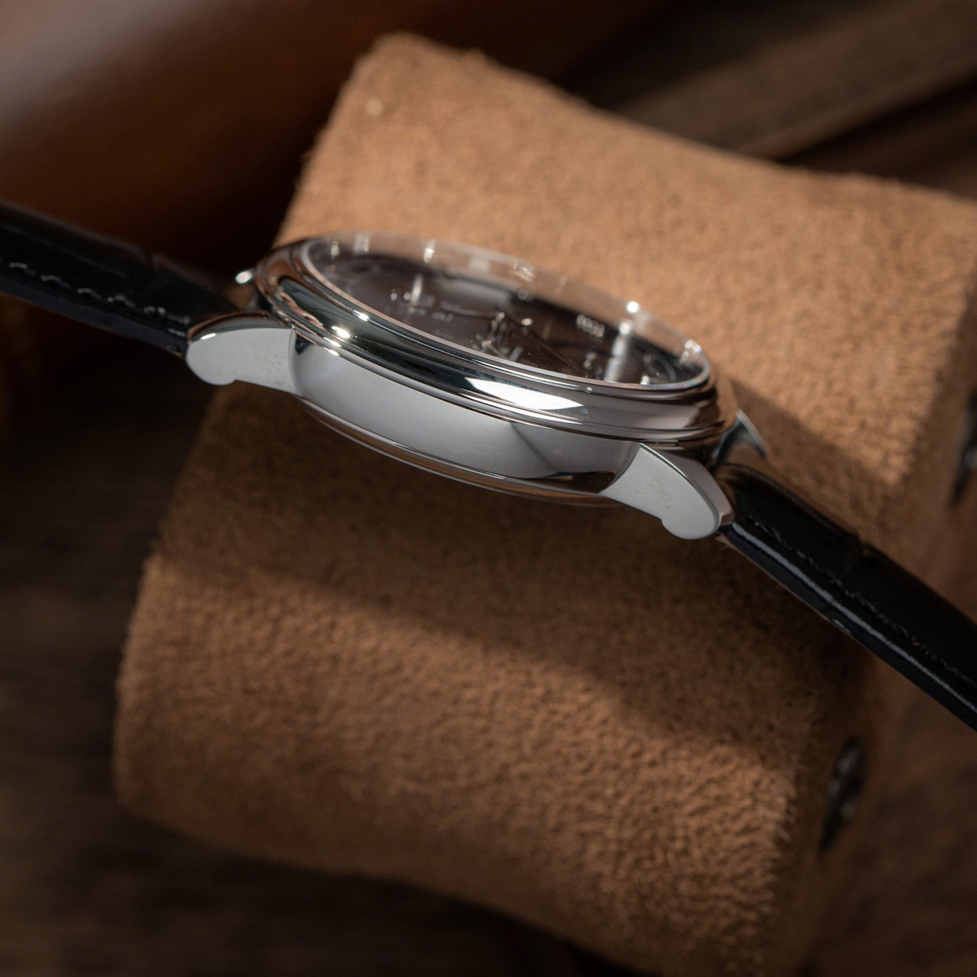 Omega De Ville Prestige Power Reserve Replica Watch Dial Blue Leather Strap 39.5mm - Top club