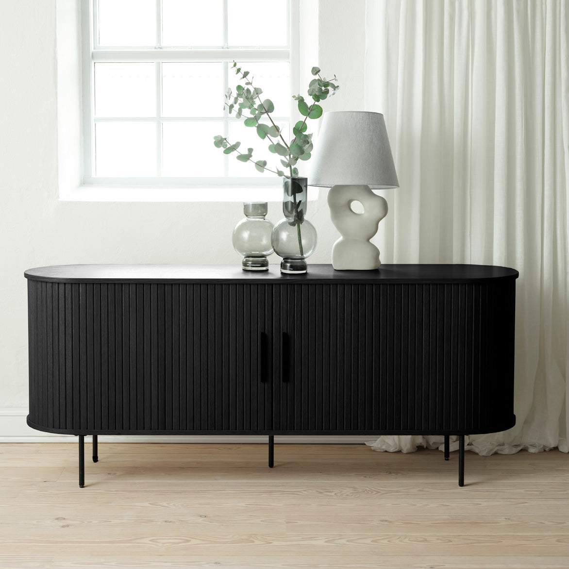 Blokker Alon Dressoir - B 180 cm - Zwart Eiken