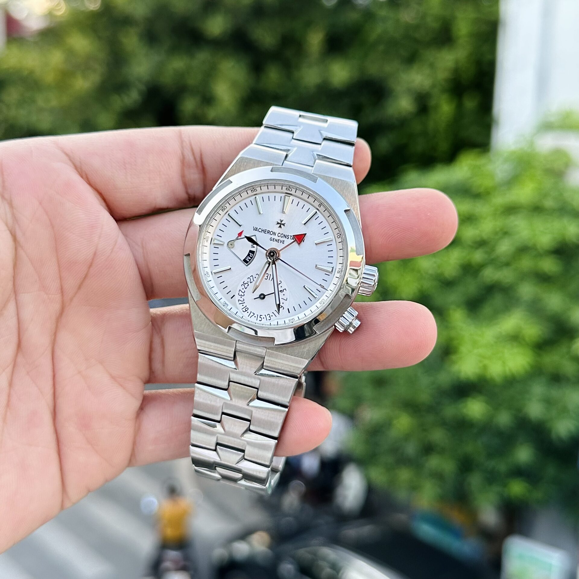 Vacheron Constantin Overseas 7900V Dual Time Replica 1:1 Watch 41mm - Top club