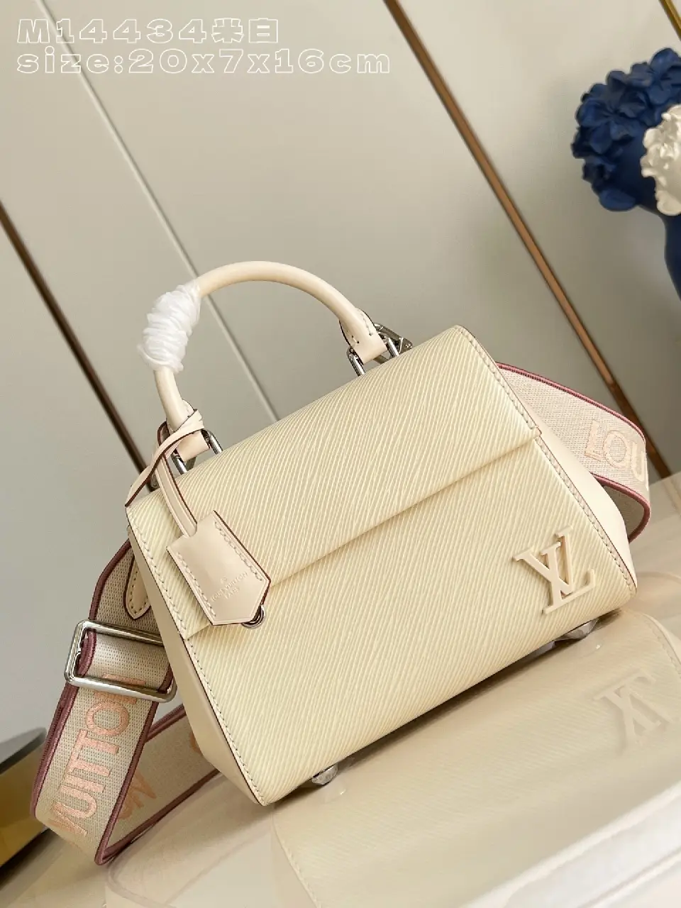 Louis Vuitton Bag1:1High-quality replica