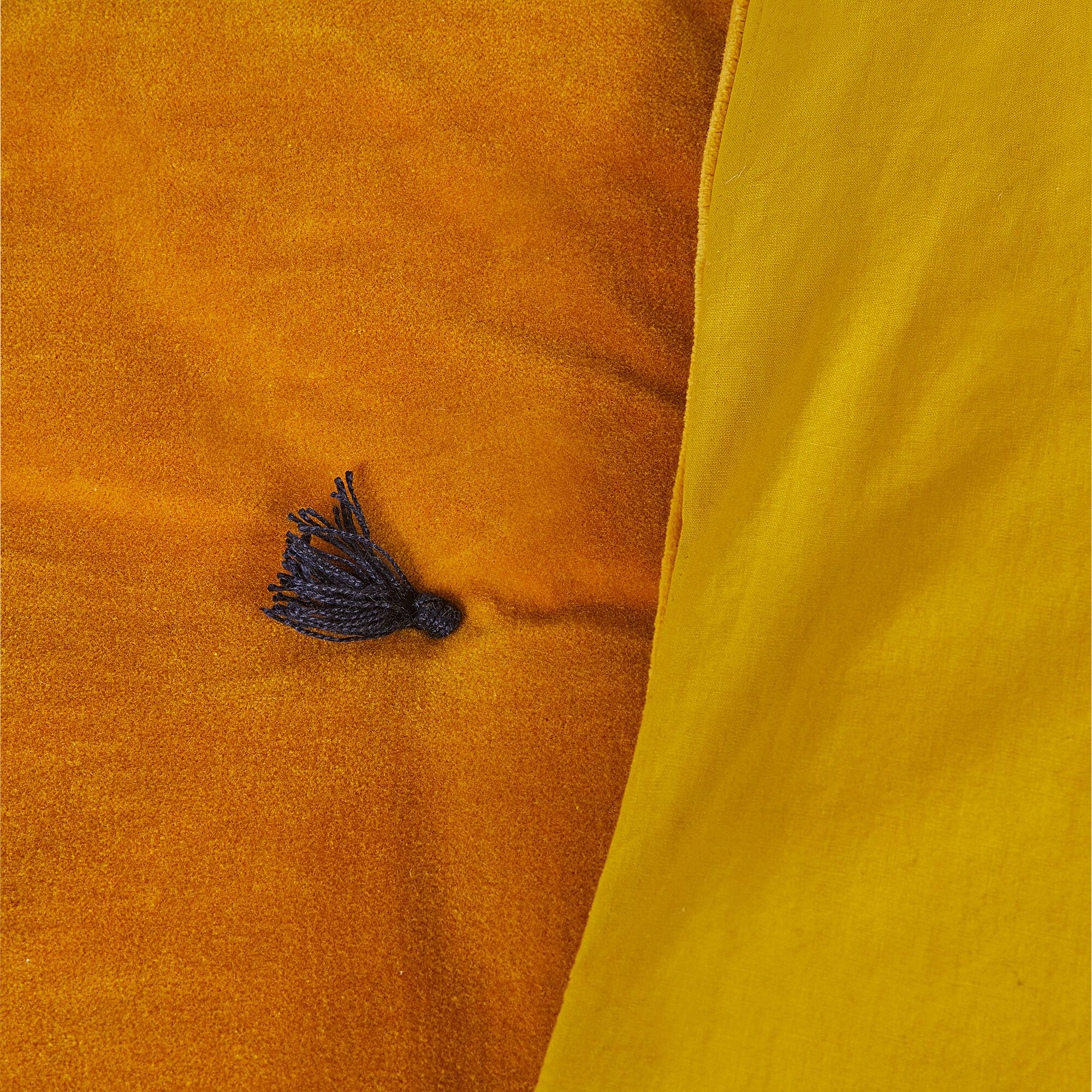 EDEN - Édredon en velours de coton 100x180cm piquage pompons - jaune