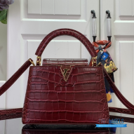 LV Capucines Mini (Jewelry-inspired chain)1:1High-quality replica