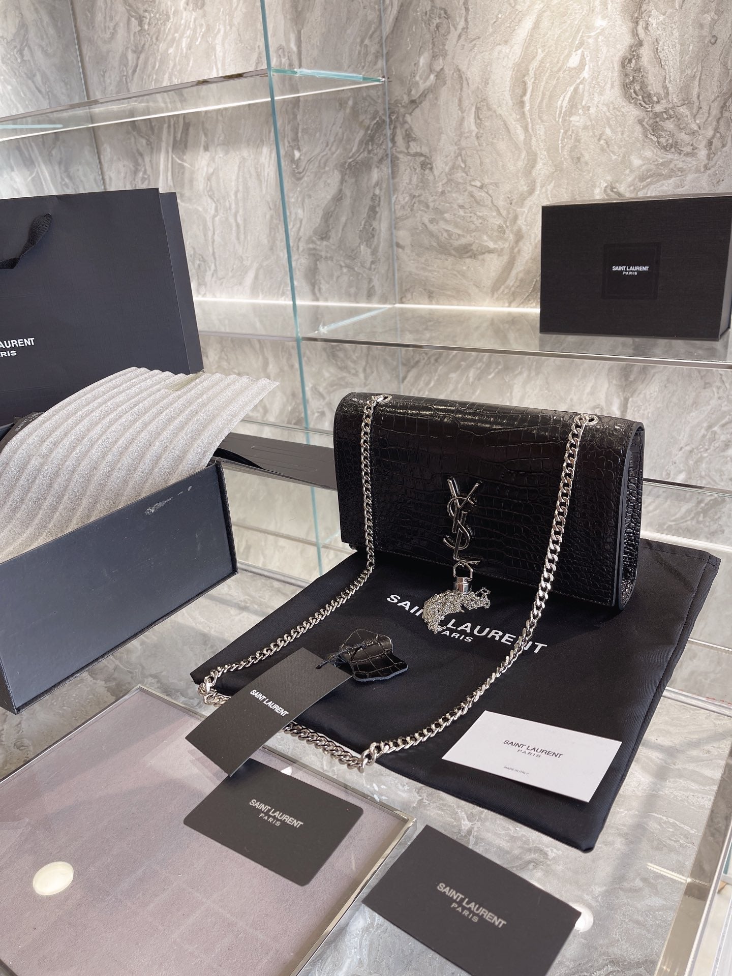 TO – Luxury Edition Bags SLY 1651:1High-quality replica
