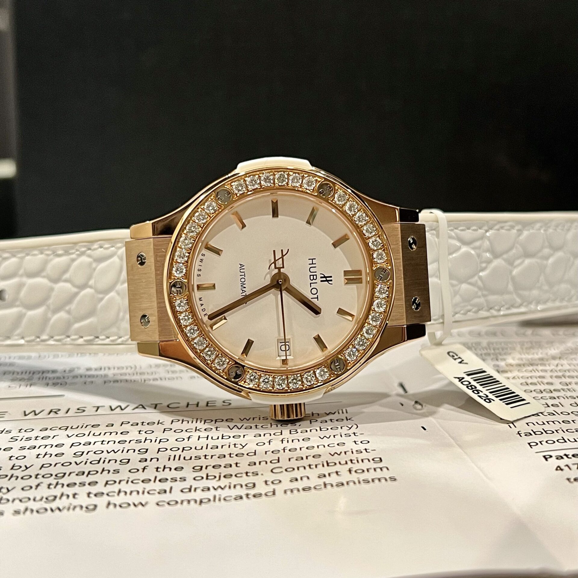 Hublot Replica Watches Classic Fusion King Gold White Dial Custom Moissanite Diamonds 38mm - Top club
