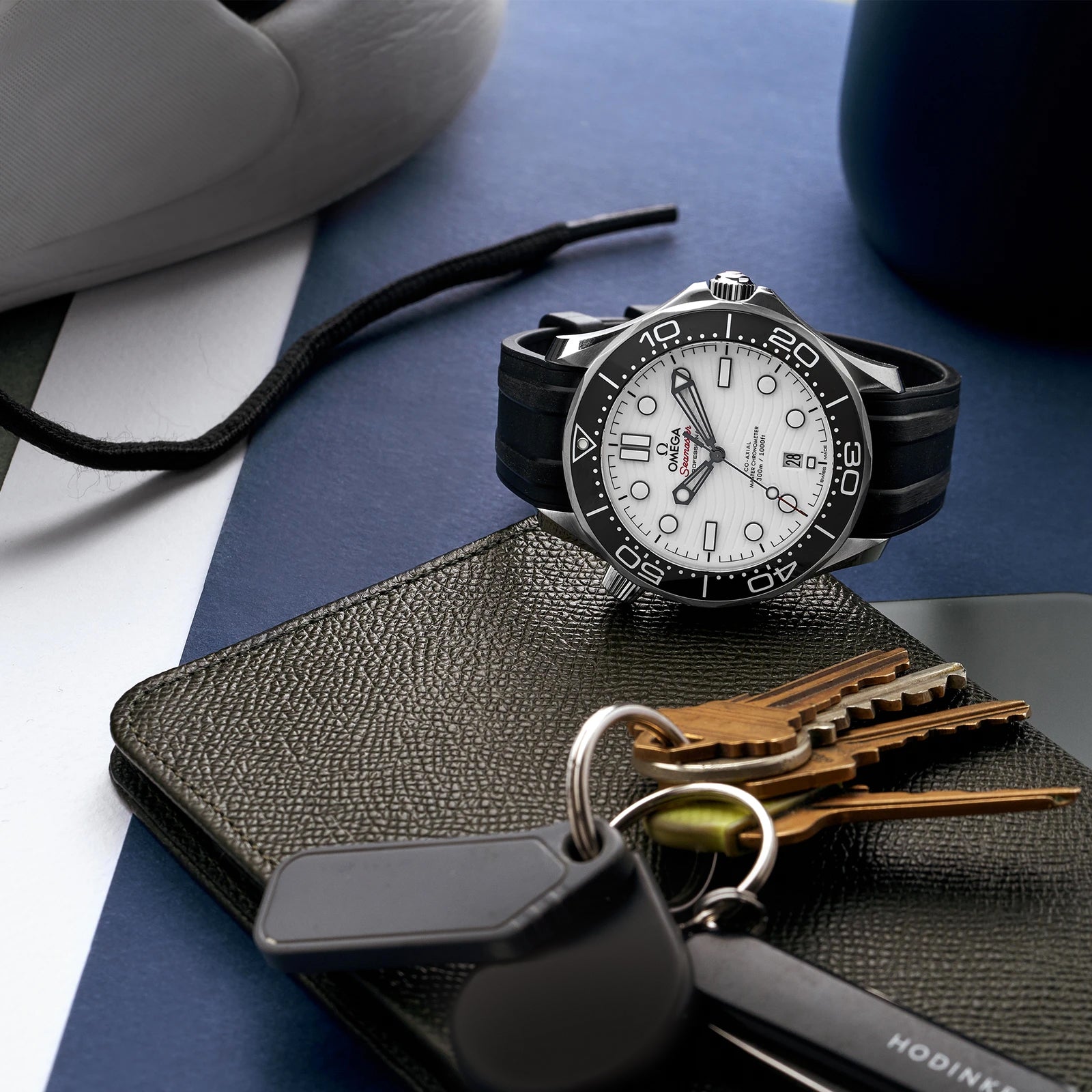 Seamaster Diver 300M Co-Axial Master Chronometer 42mm White Dial On Rubber Strap(1:1 replica) - Top club