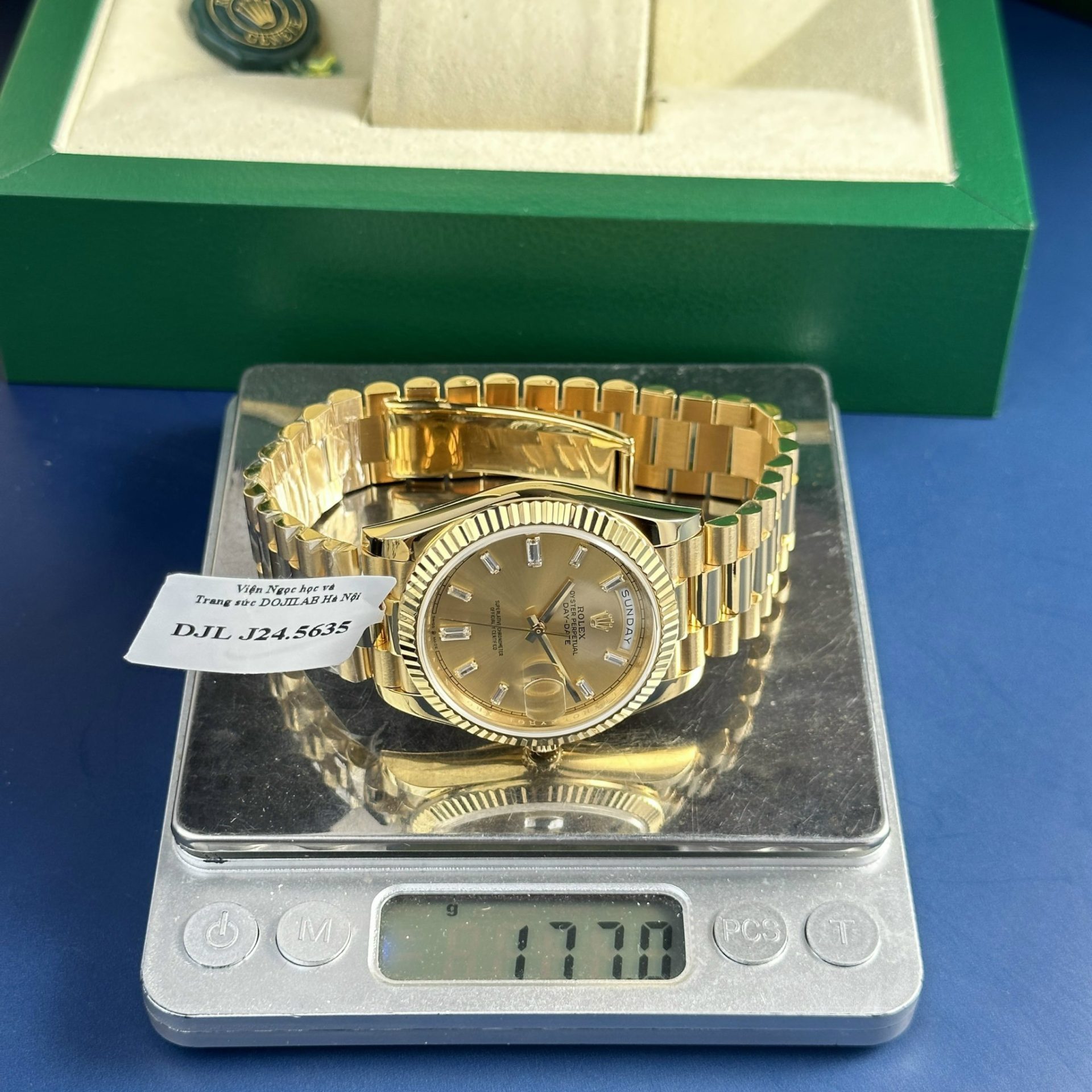 Rolex Replica 1:1 Watch Day-Date 228238 Gold Wrapped 18K Yellow Gold 178 grams GM Factory 40mm - Elite Watch Atelier